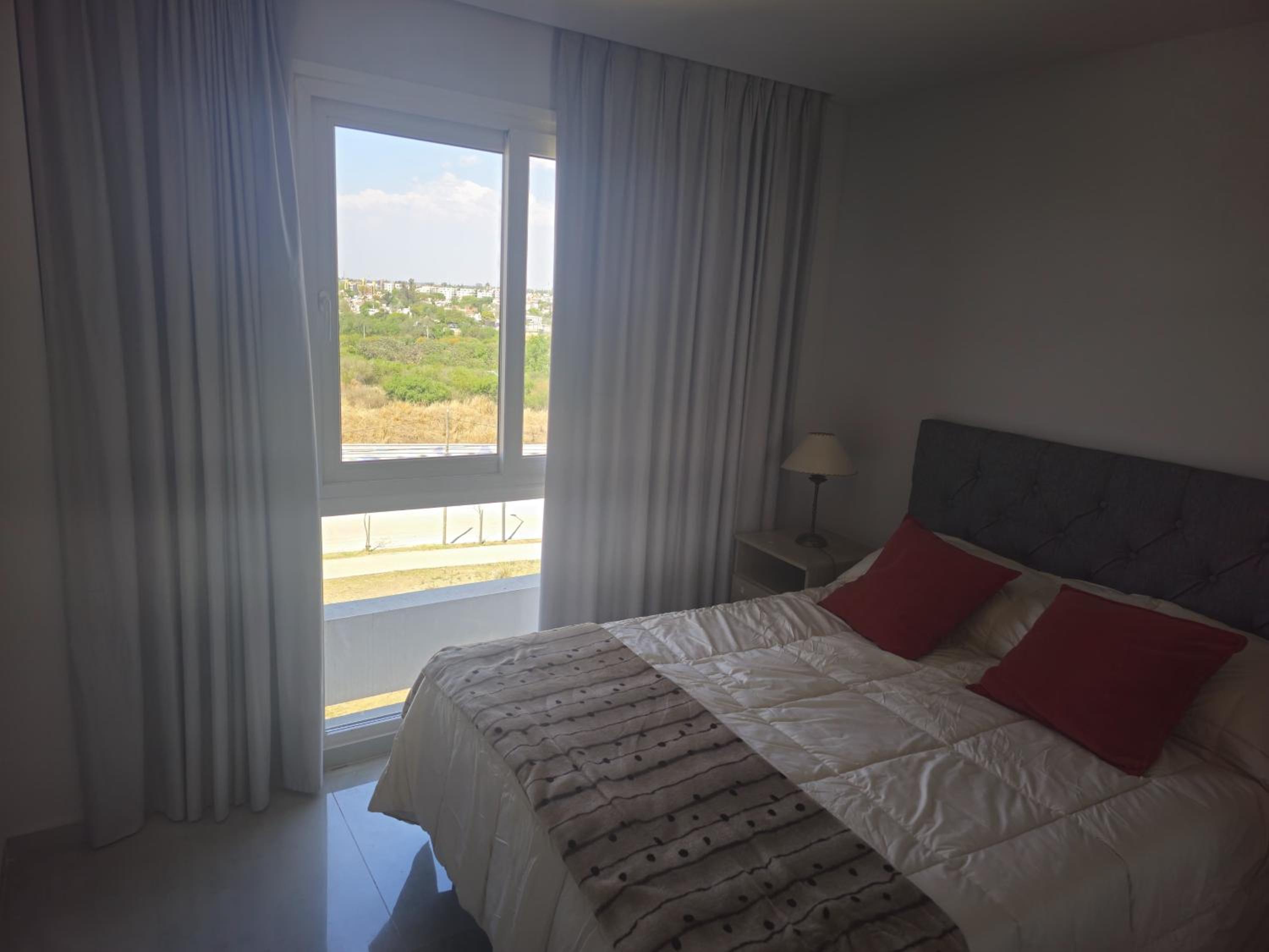 Depto entero 1 dormitorio zona chateau