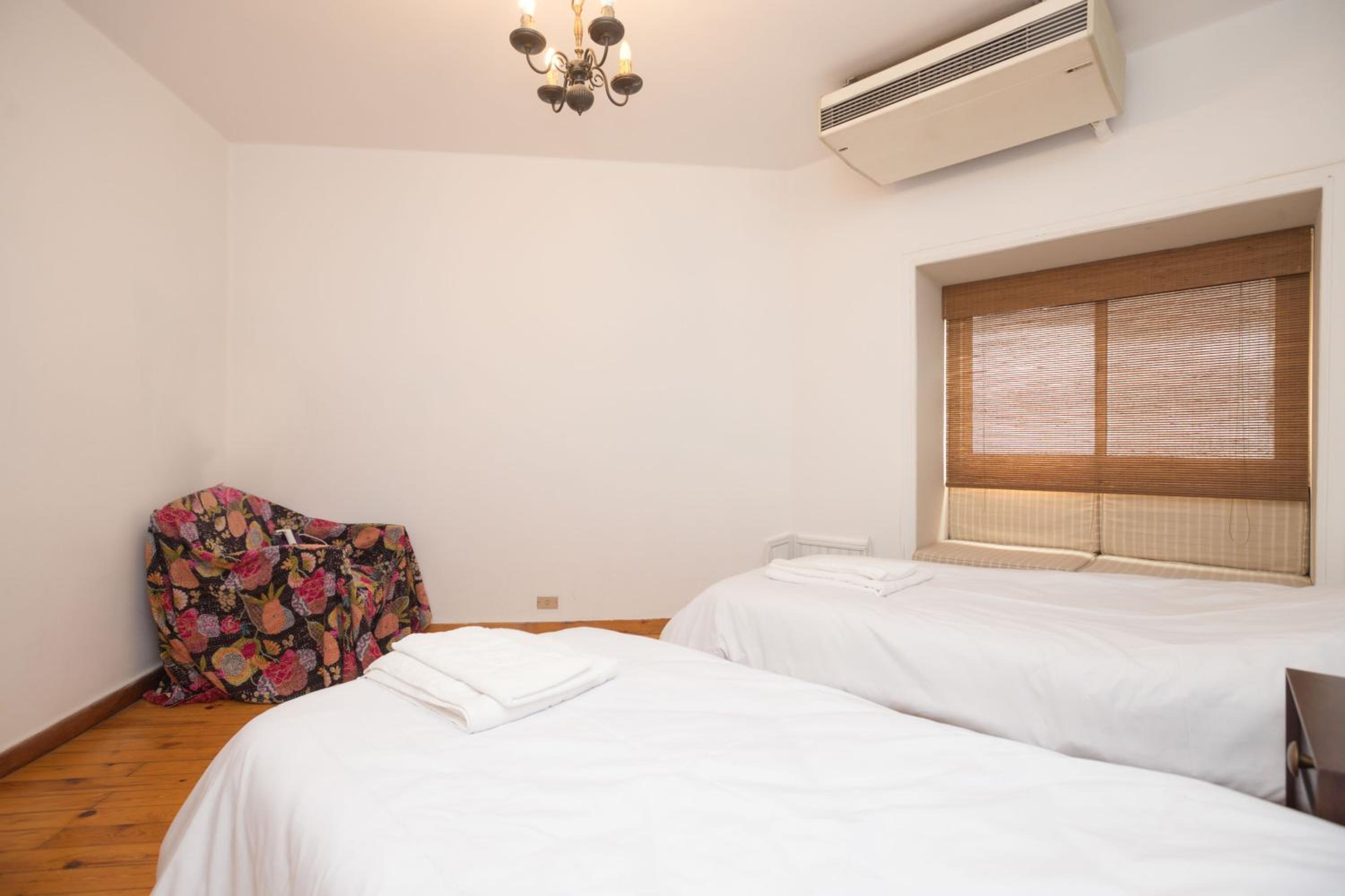 Almond Apartment