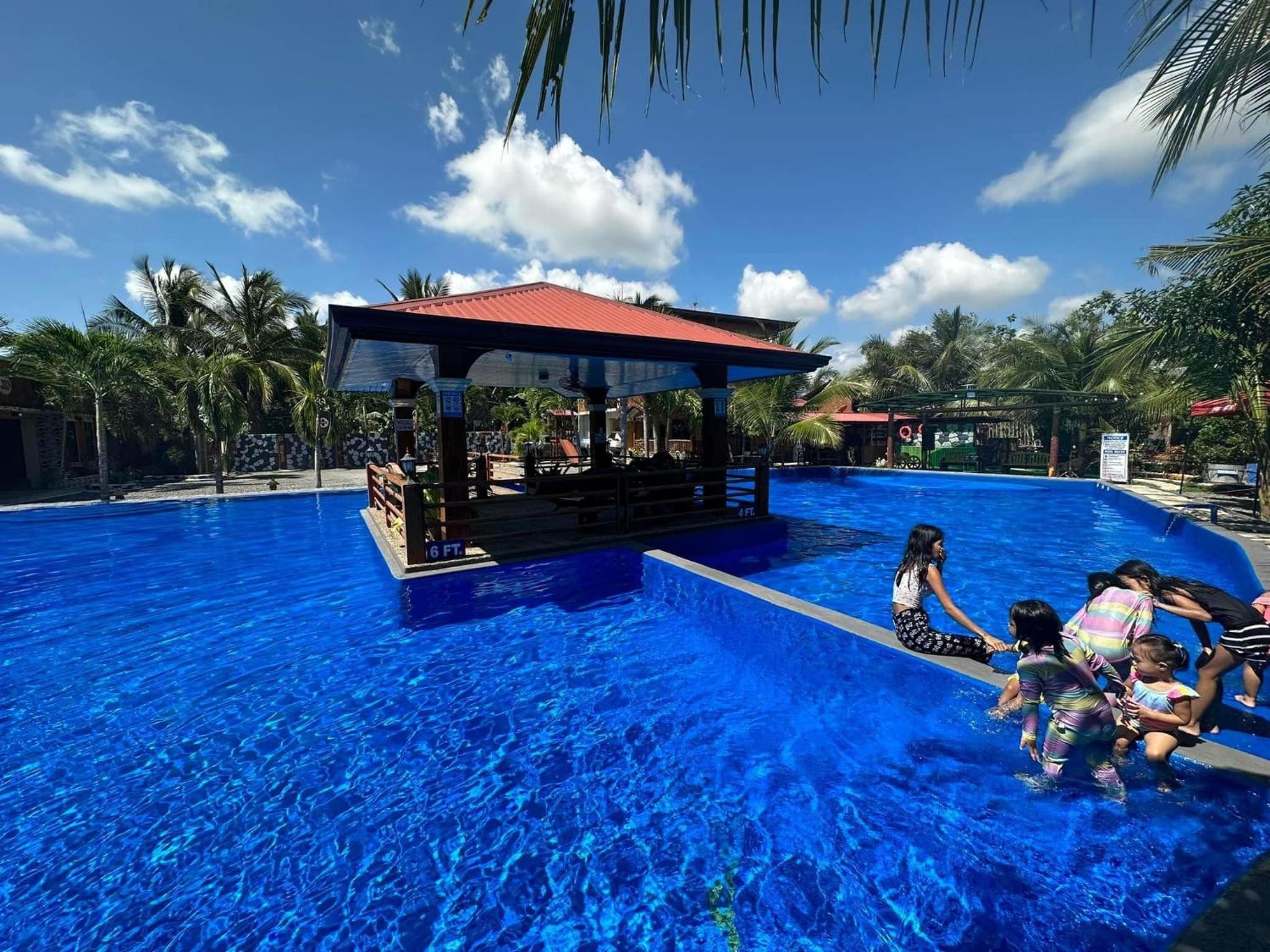 Anelasplace Freshwater Resort