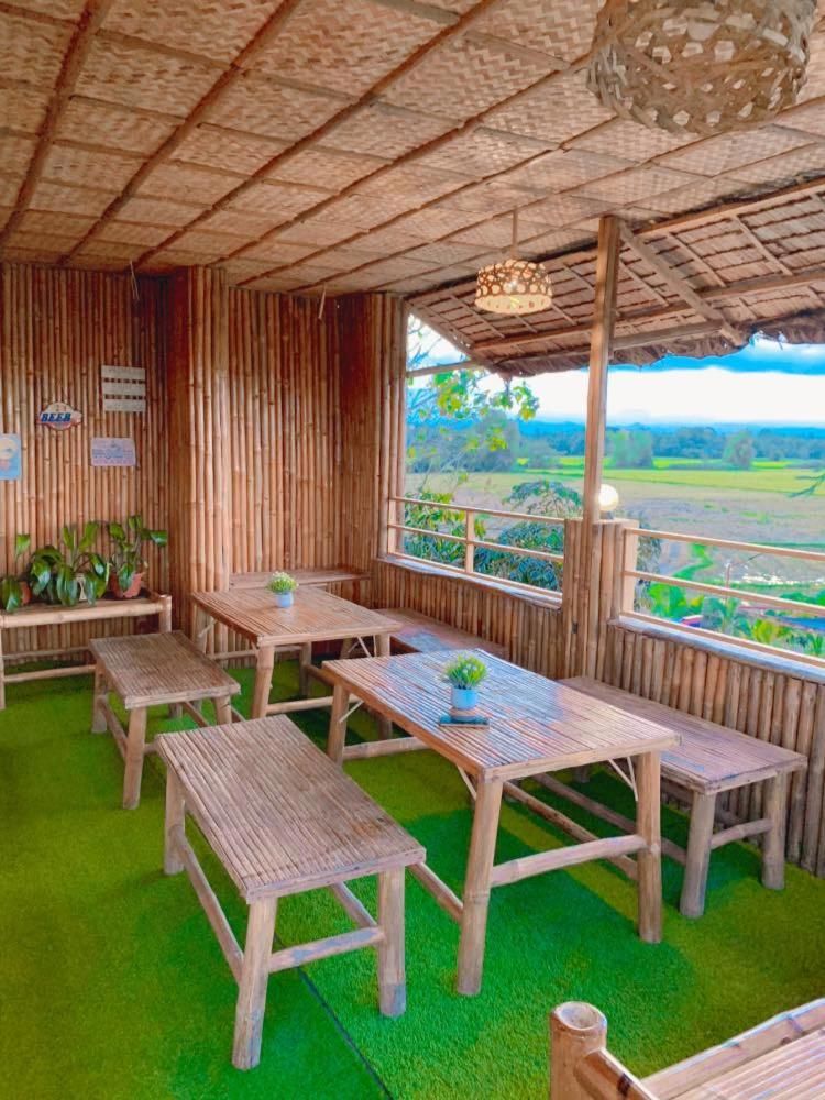 Anelasplace Freshwater Resort