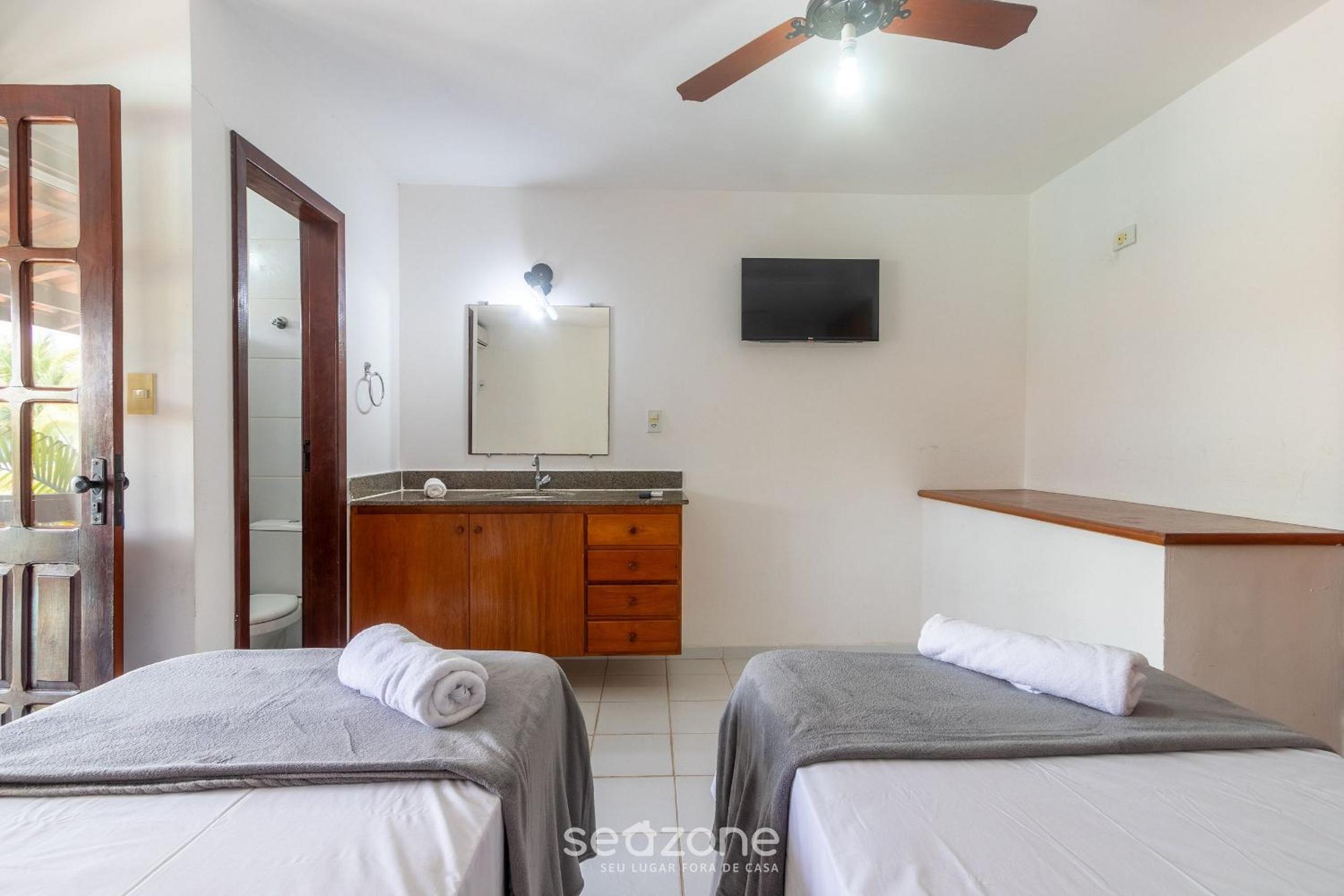 RSMs - Charming Condominium Just 400m from Taperapuan Beach