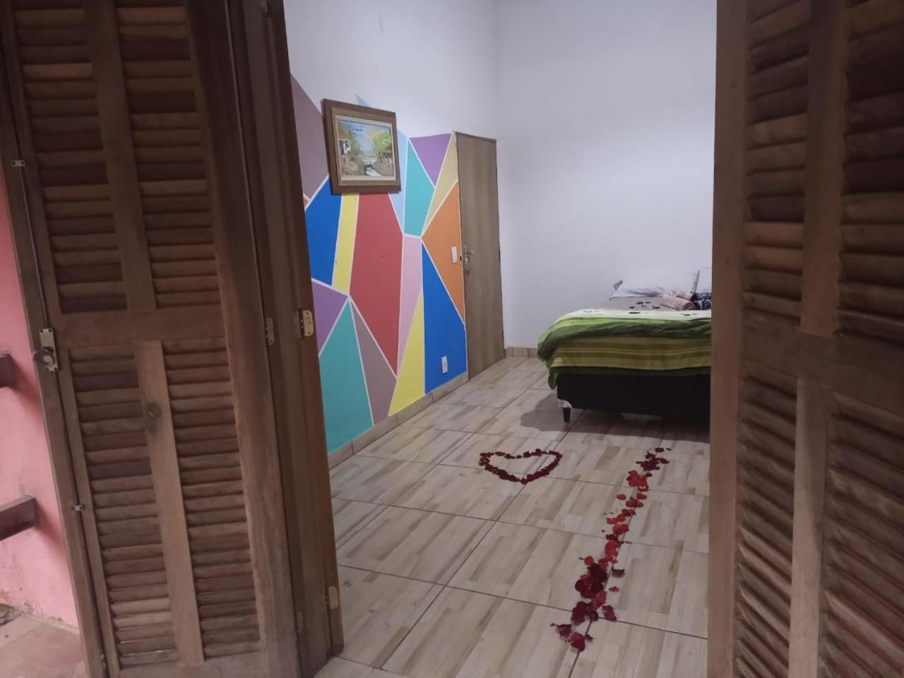 Sitio Tertulia Chalés e Cachoeira