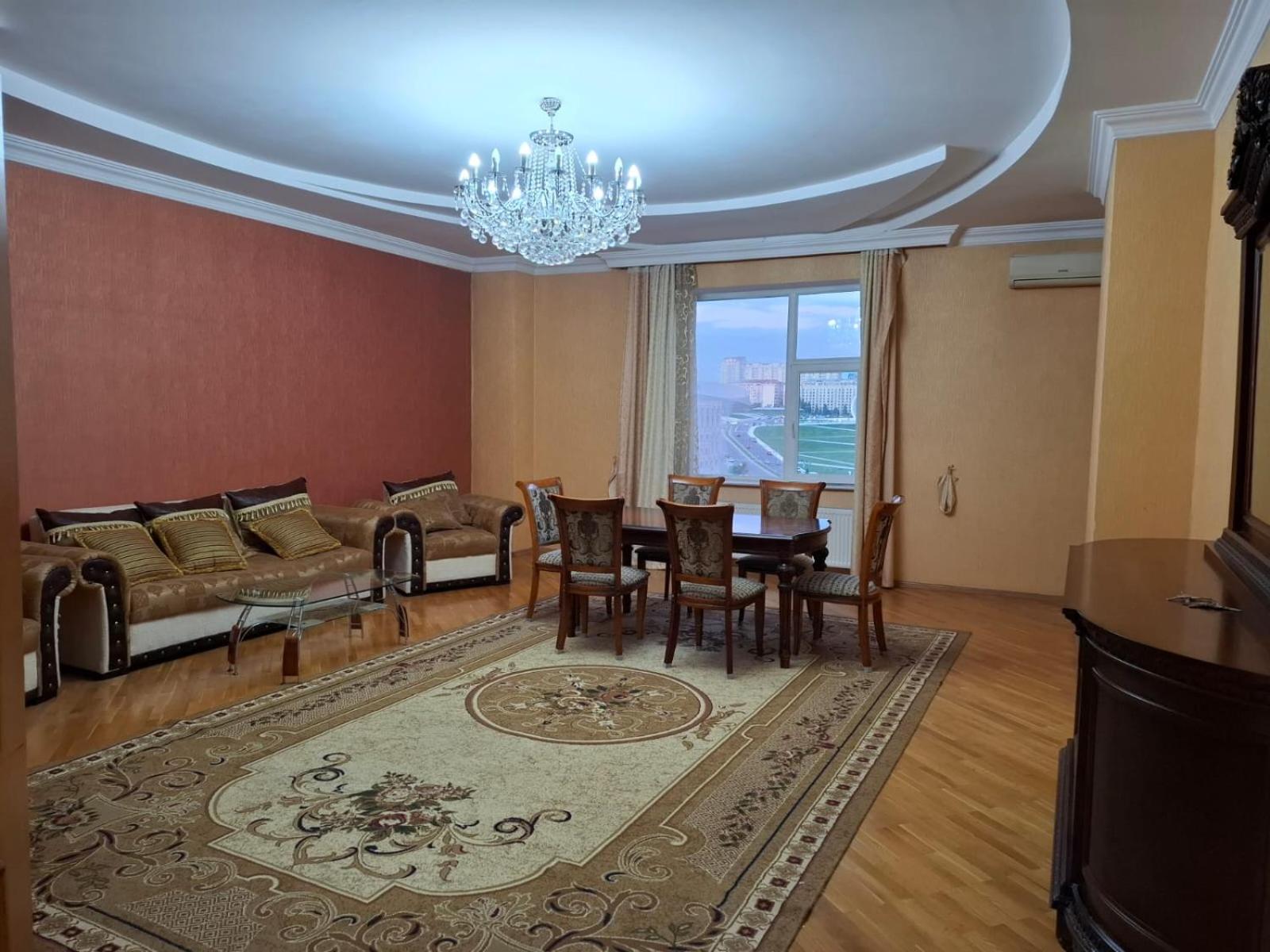 Apartment near the Museum Center