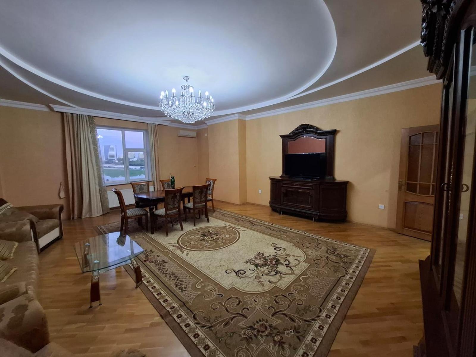 Apartment near the Museum Center