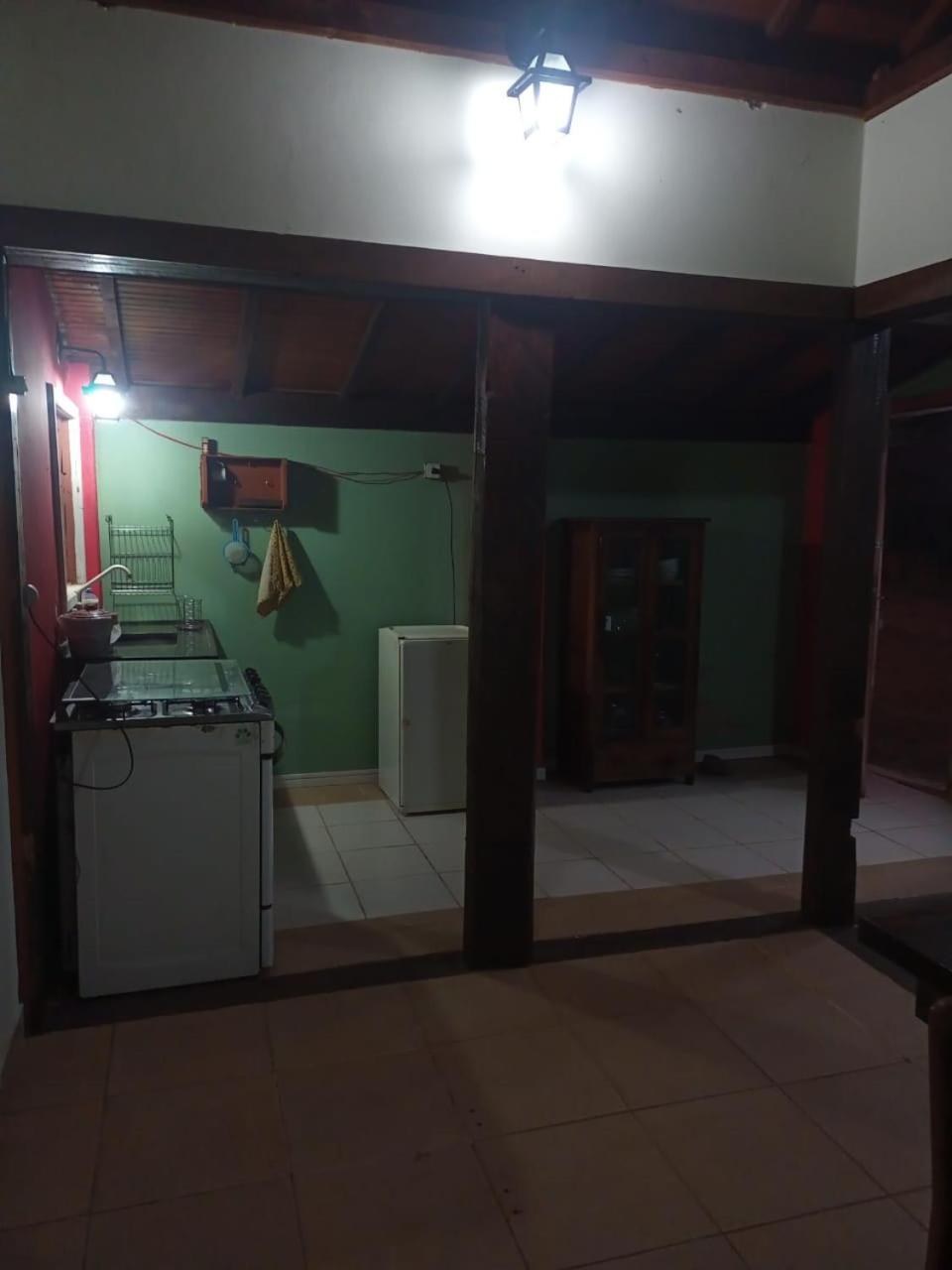 Sitio Tertulia Chalés e Cachoeira