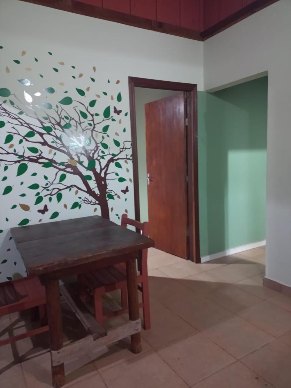 Sitio Tertulia Chalés e Cachoeira