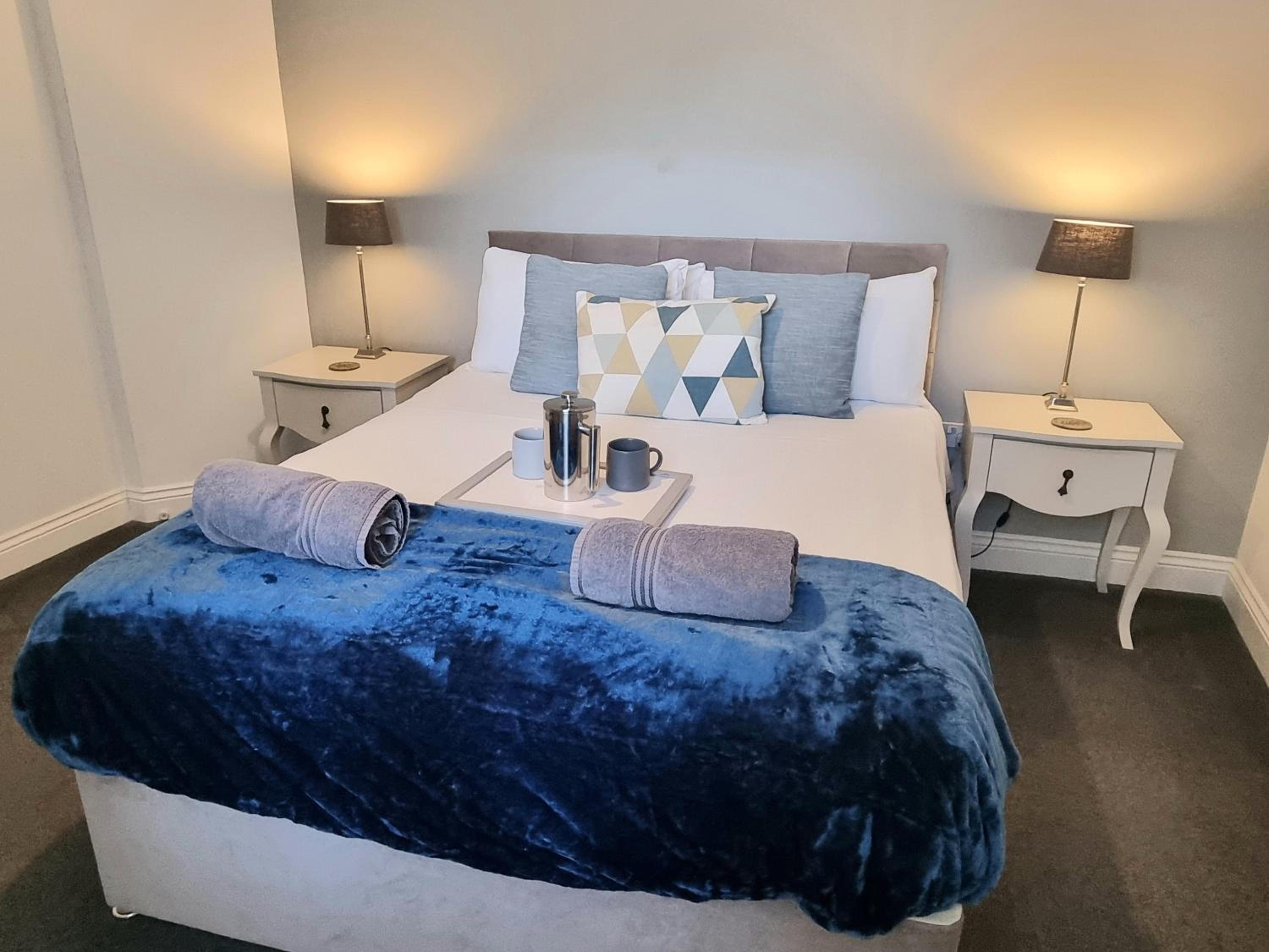 Hoe & Central Stylish Apartment, Free Parking view 3