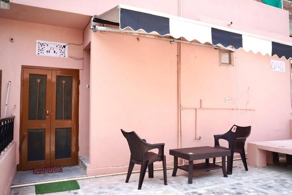 Seasoned Jaipur-Live in a 100-year-old apartment