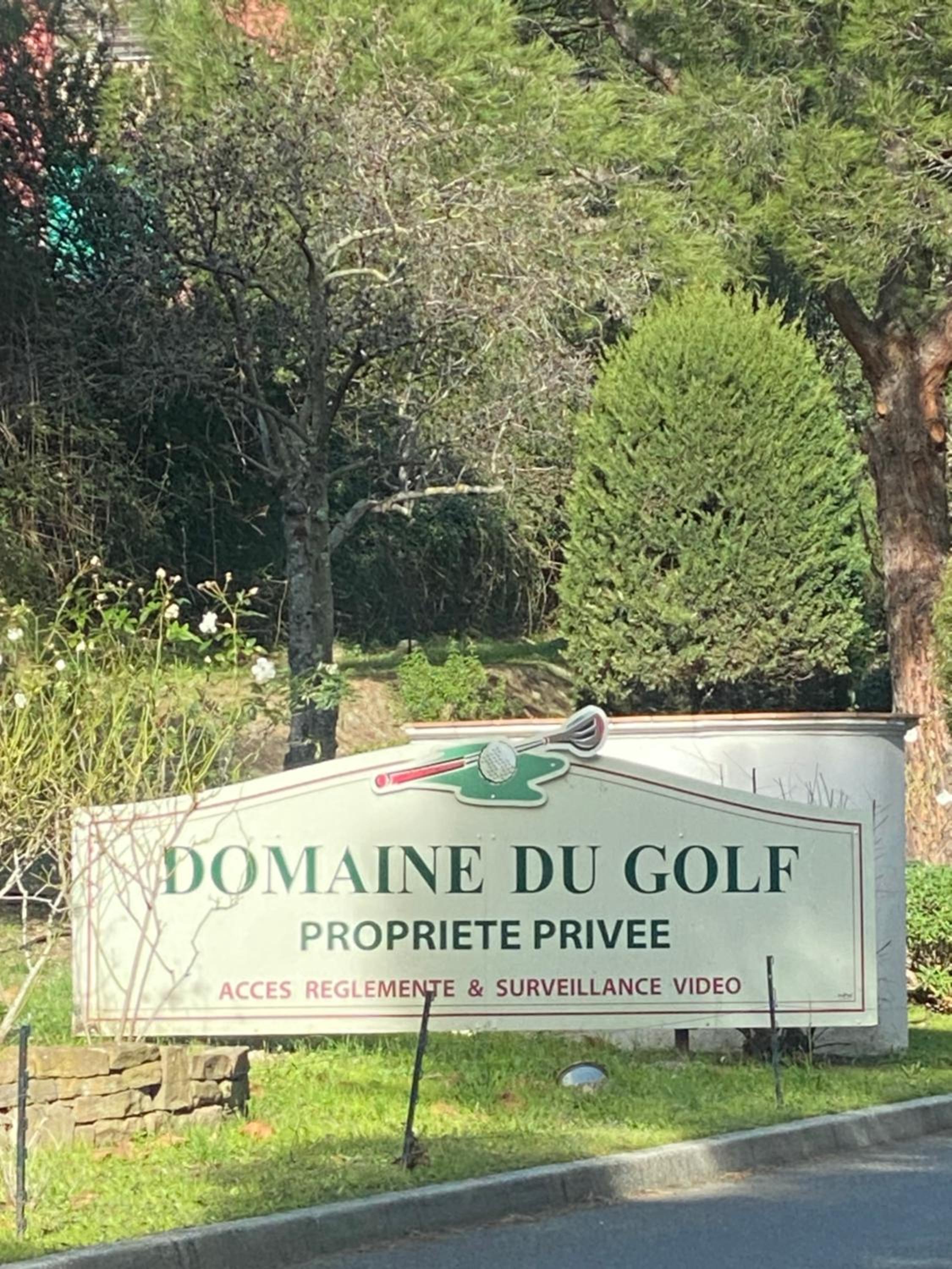 Appartement avec piscine, vue golf à sainte Maxime