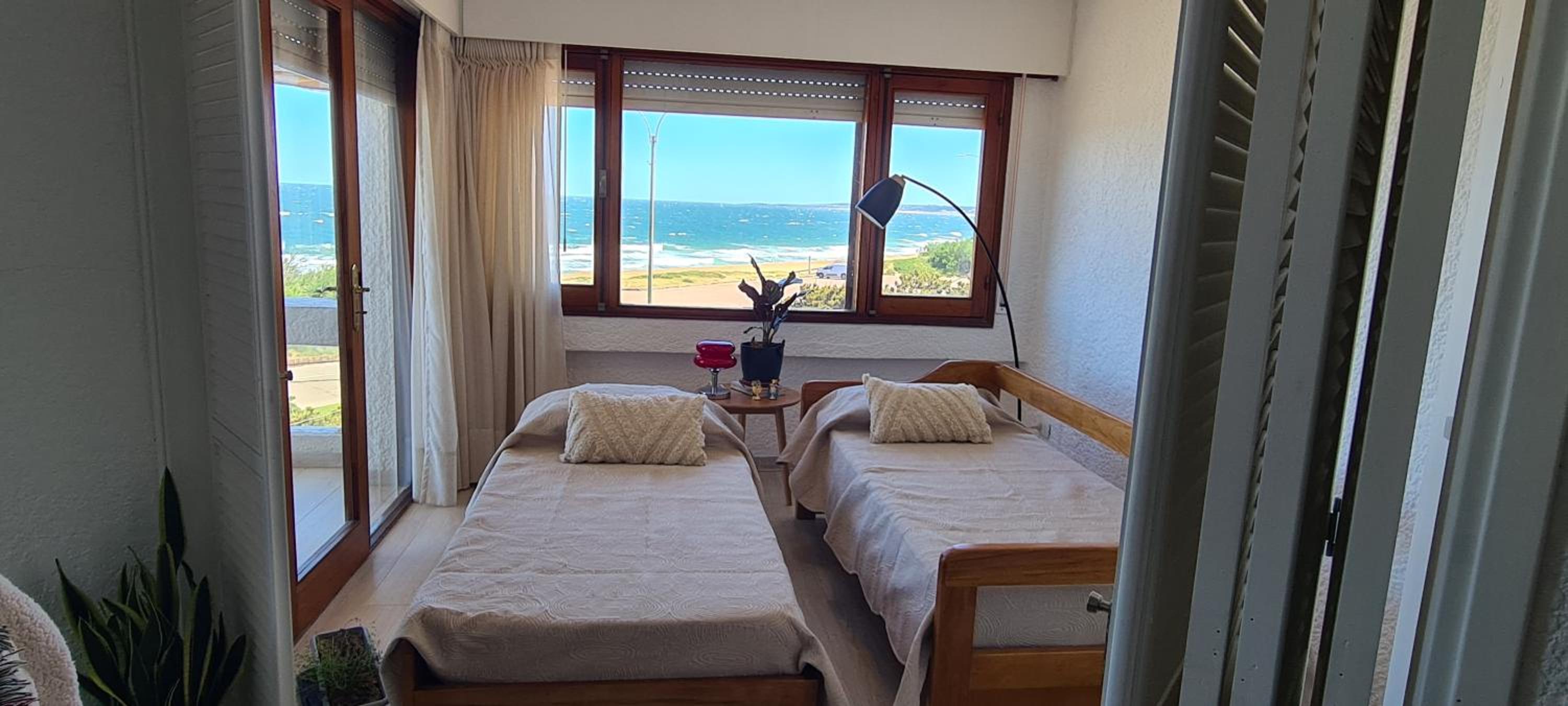 Frente al mar hermoso view 3