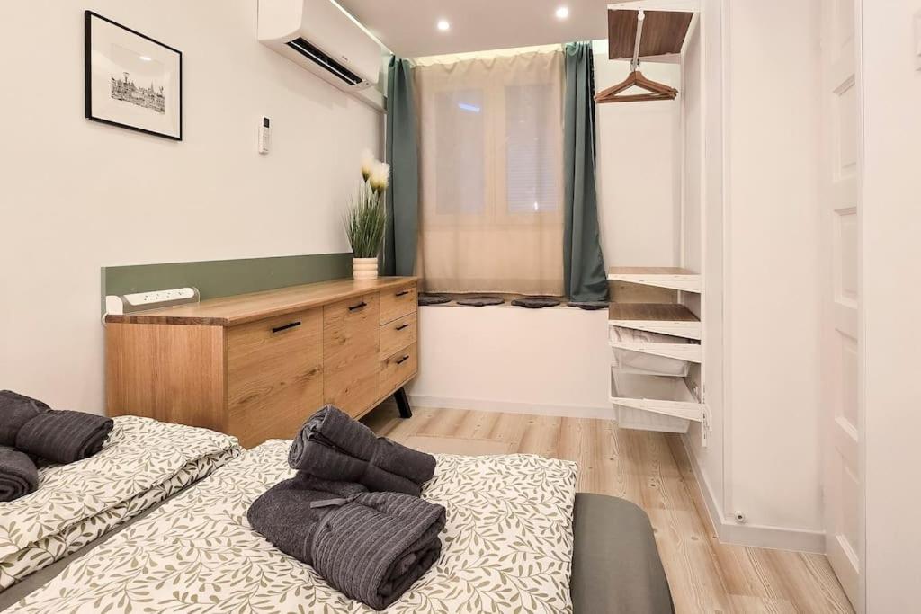 Eda Budapest Apartment view 2