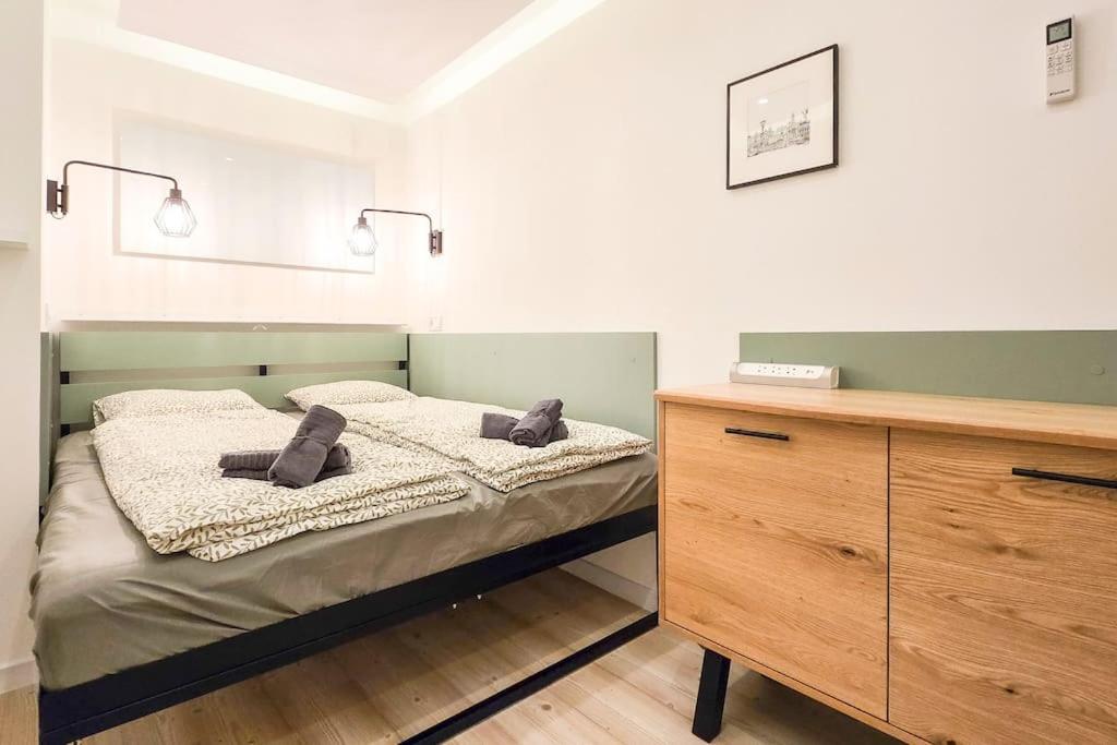 Eda Budapest Apartment view 3
