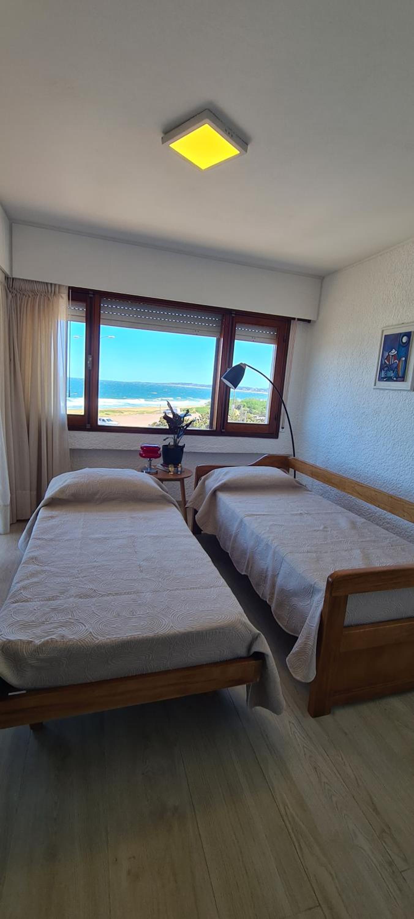 Frente al mar hermoso view 2