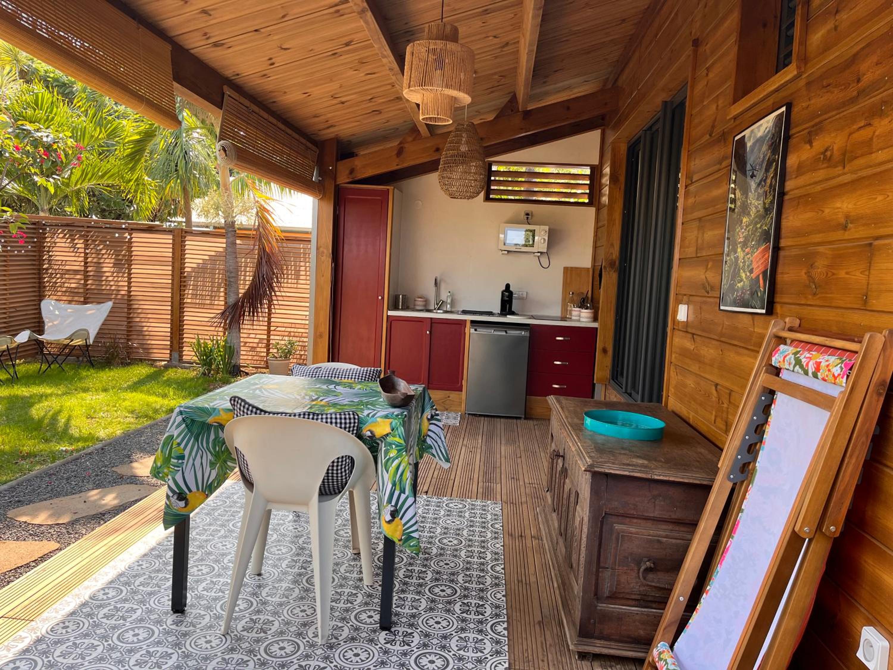 bungalow leu gadiamb