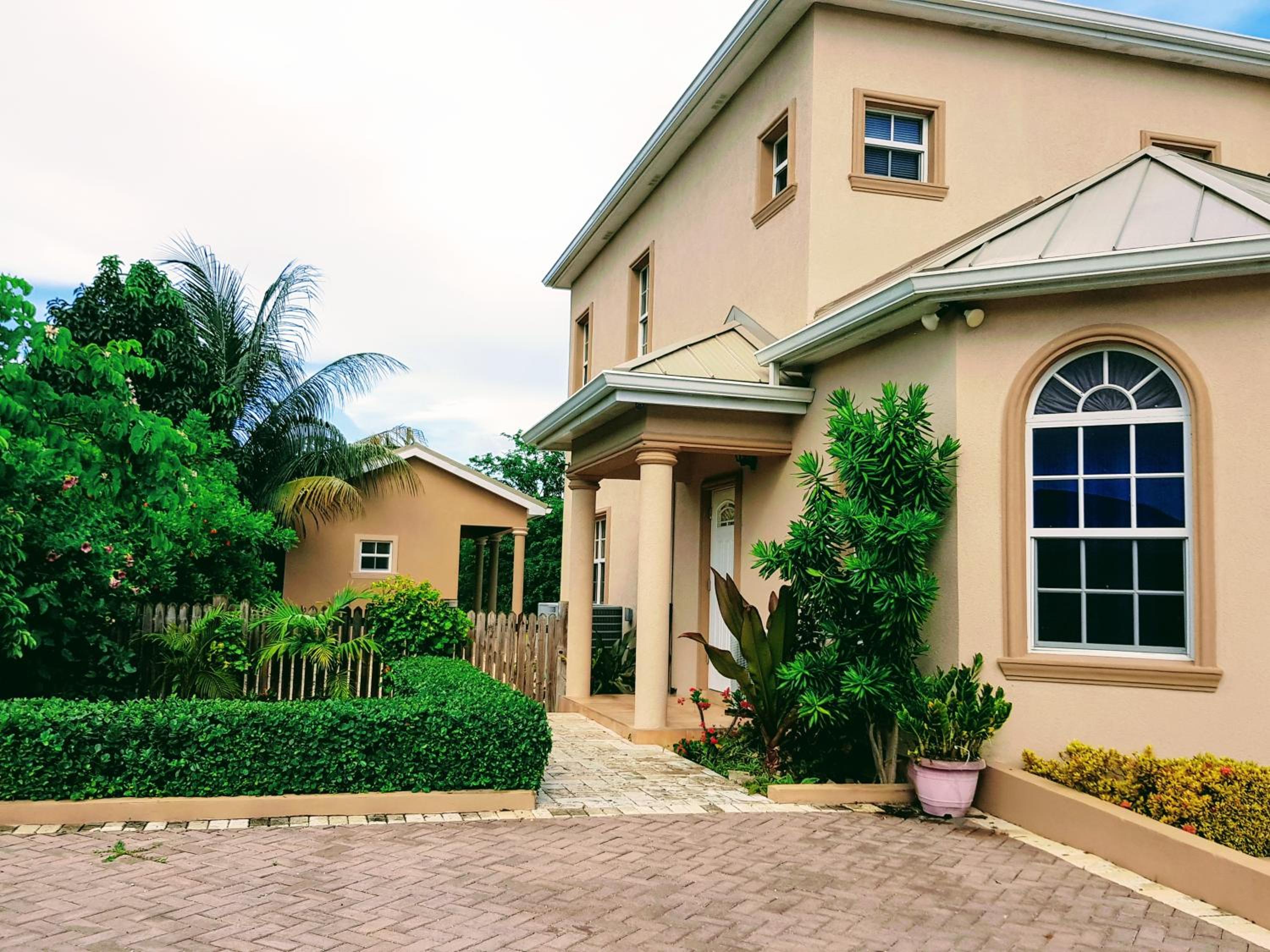 Casa de Bells 2 view 4