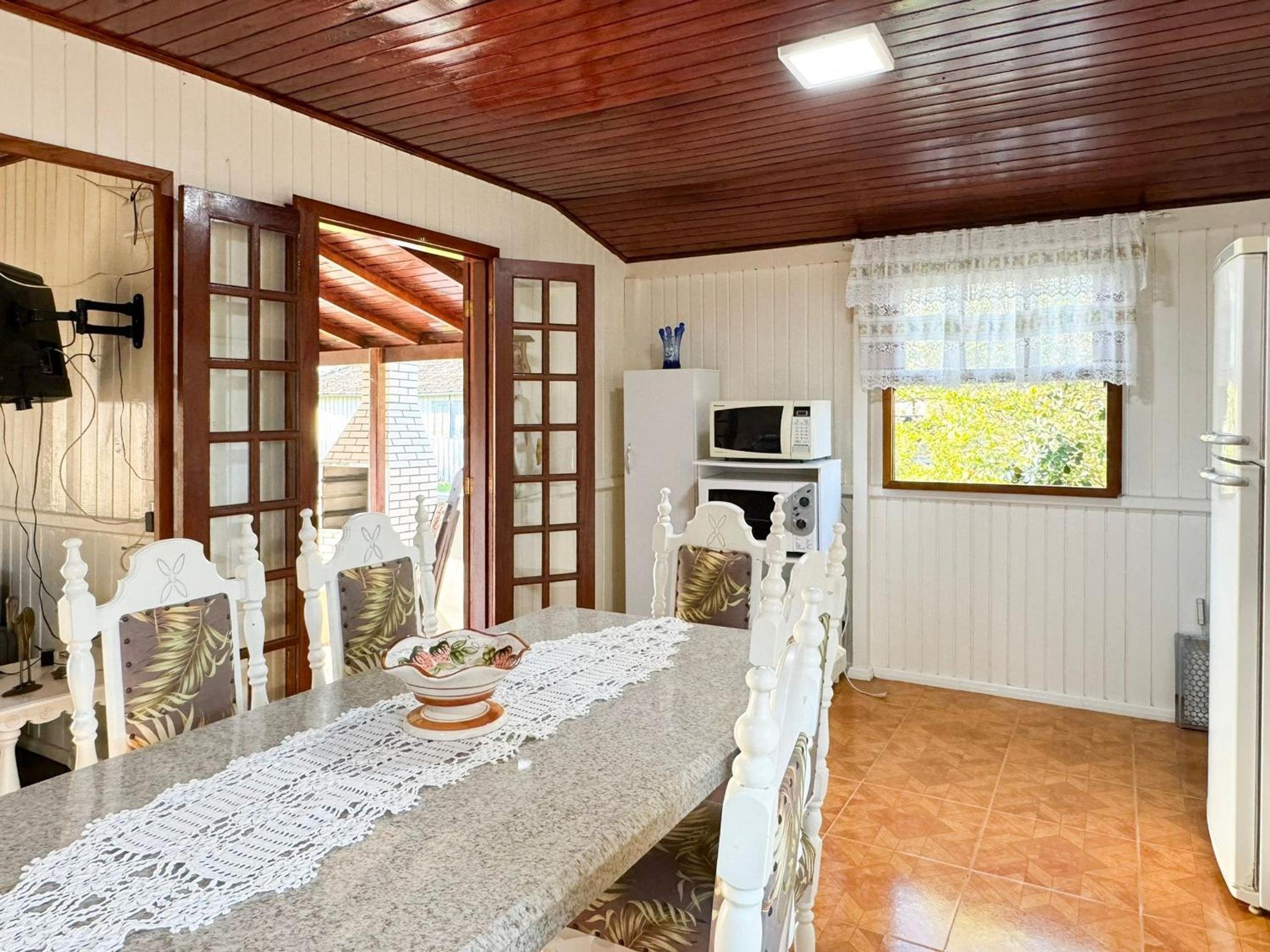 Casa Aconchegante na Lagoa de Ibiraquera - IMB003
