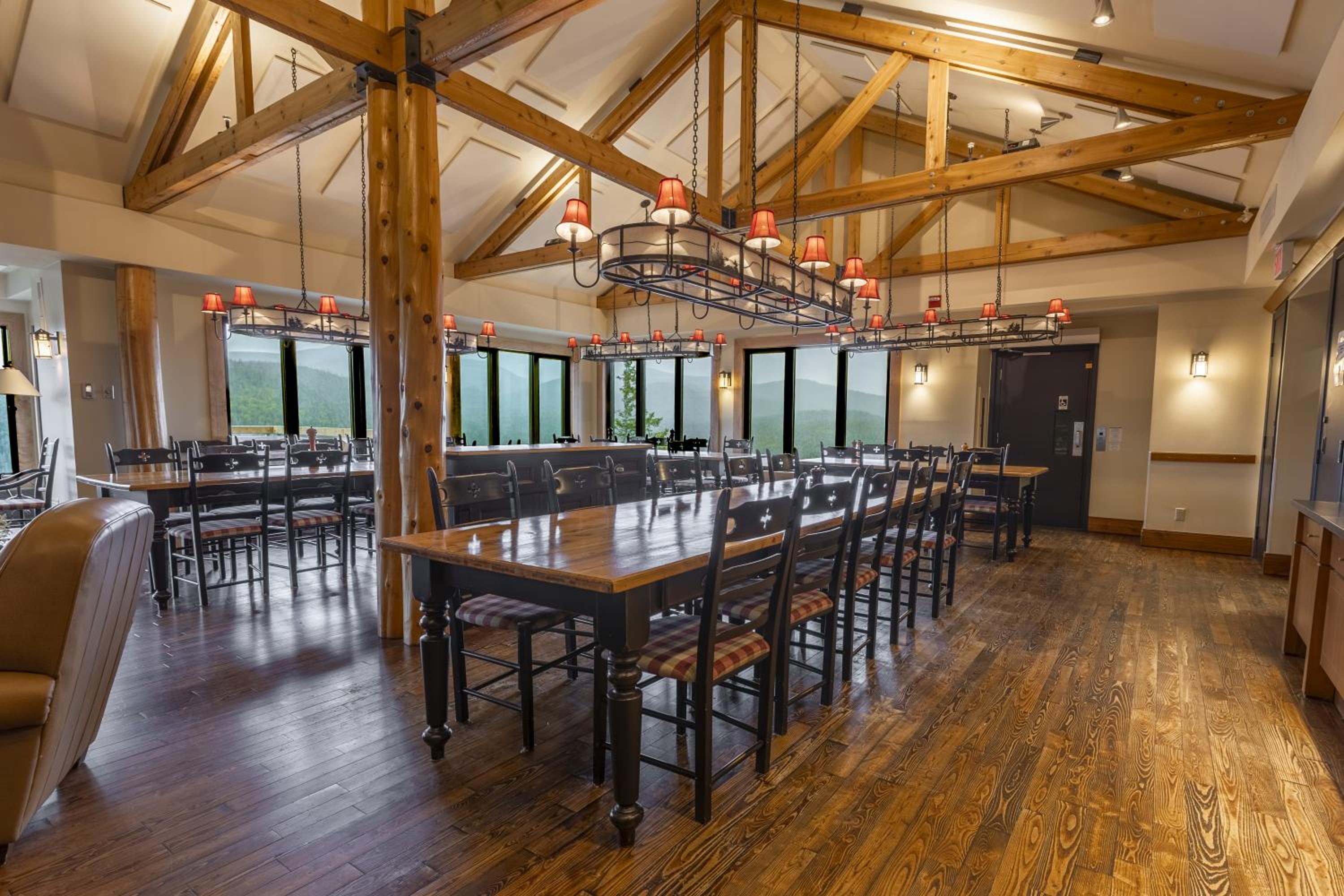 Auberge de Montagne des Chic-Chocs Mountain Lodge - Sepaq