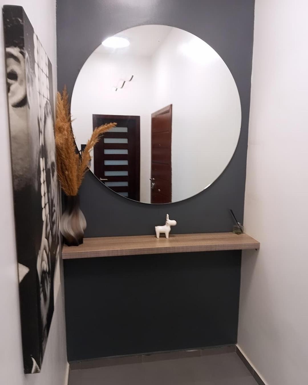 Enzo Apartments, Suites & Pods