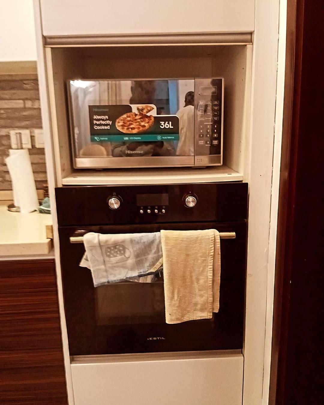 Enzo Apartments, Suites & Pods