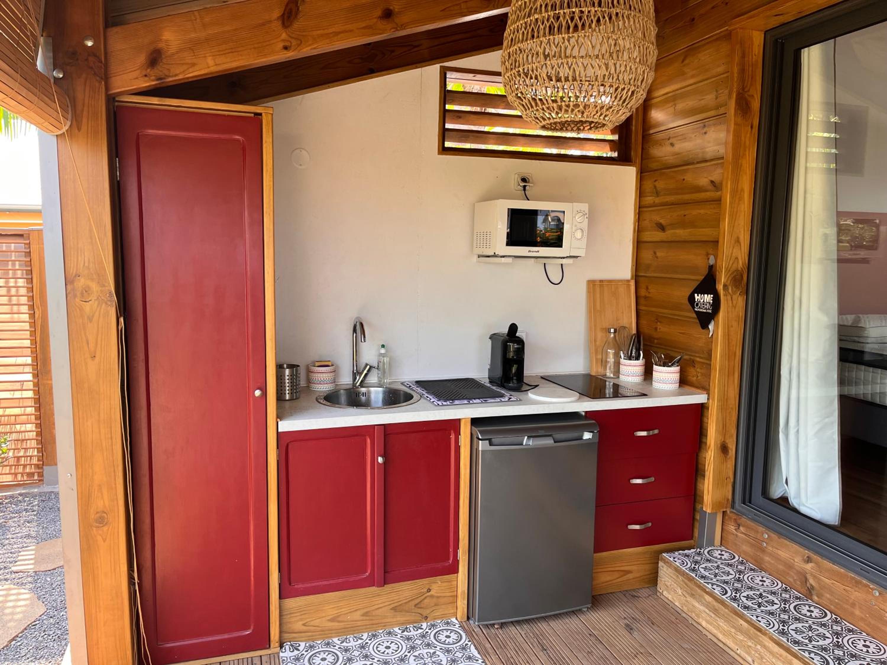 bungalow leu gadiamb