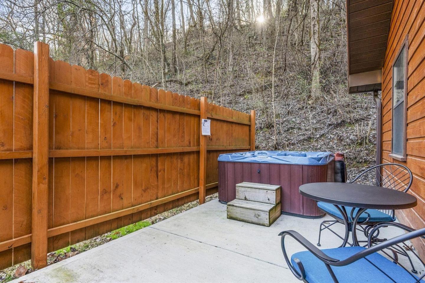 Strawberry Wine Romantic Hot Tub Cabin view 5
