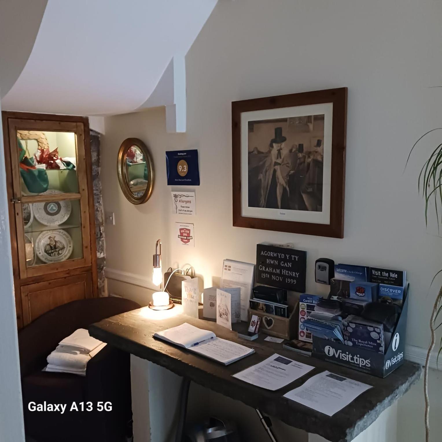 Photo 44
