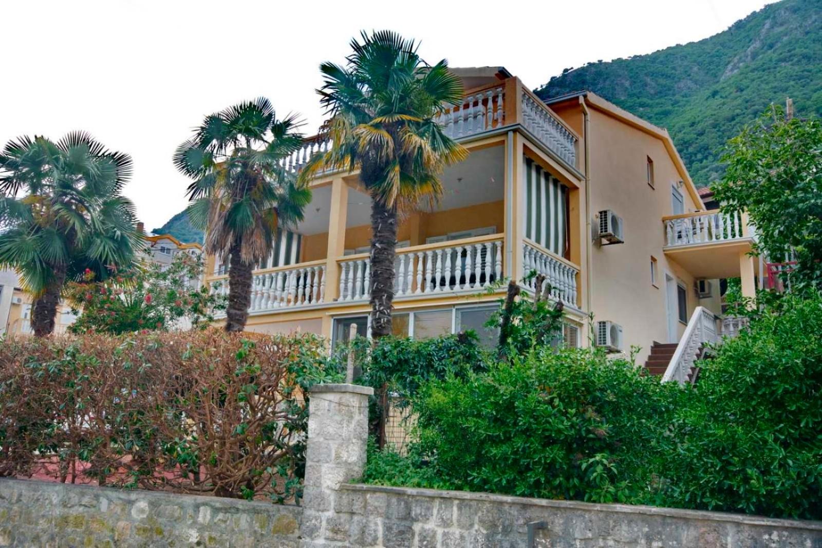 Apartments ASYA