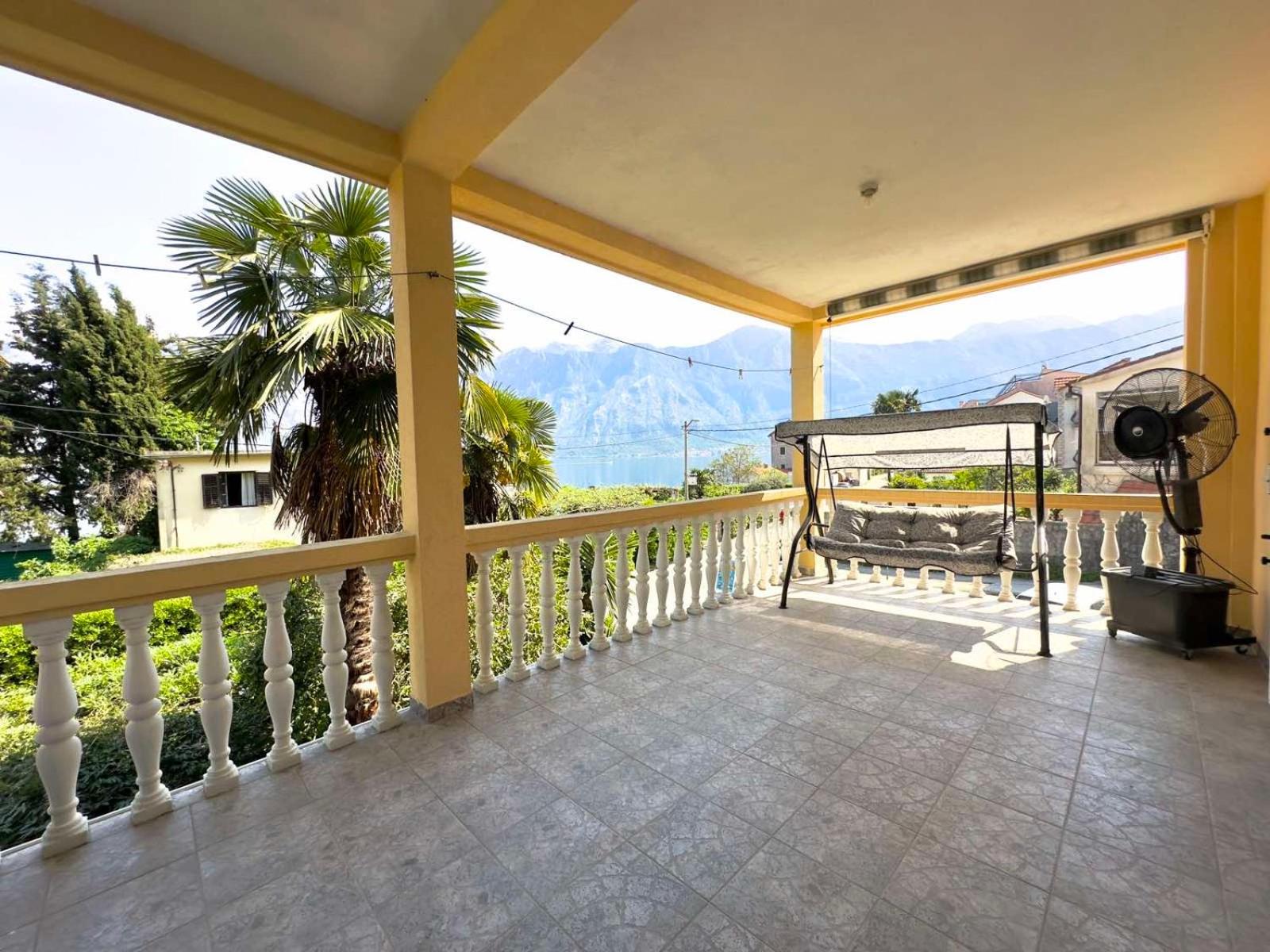 Apartments ASYA