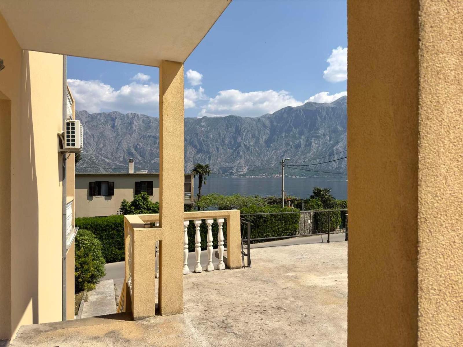 Apartments ASYA