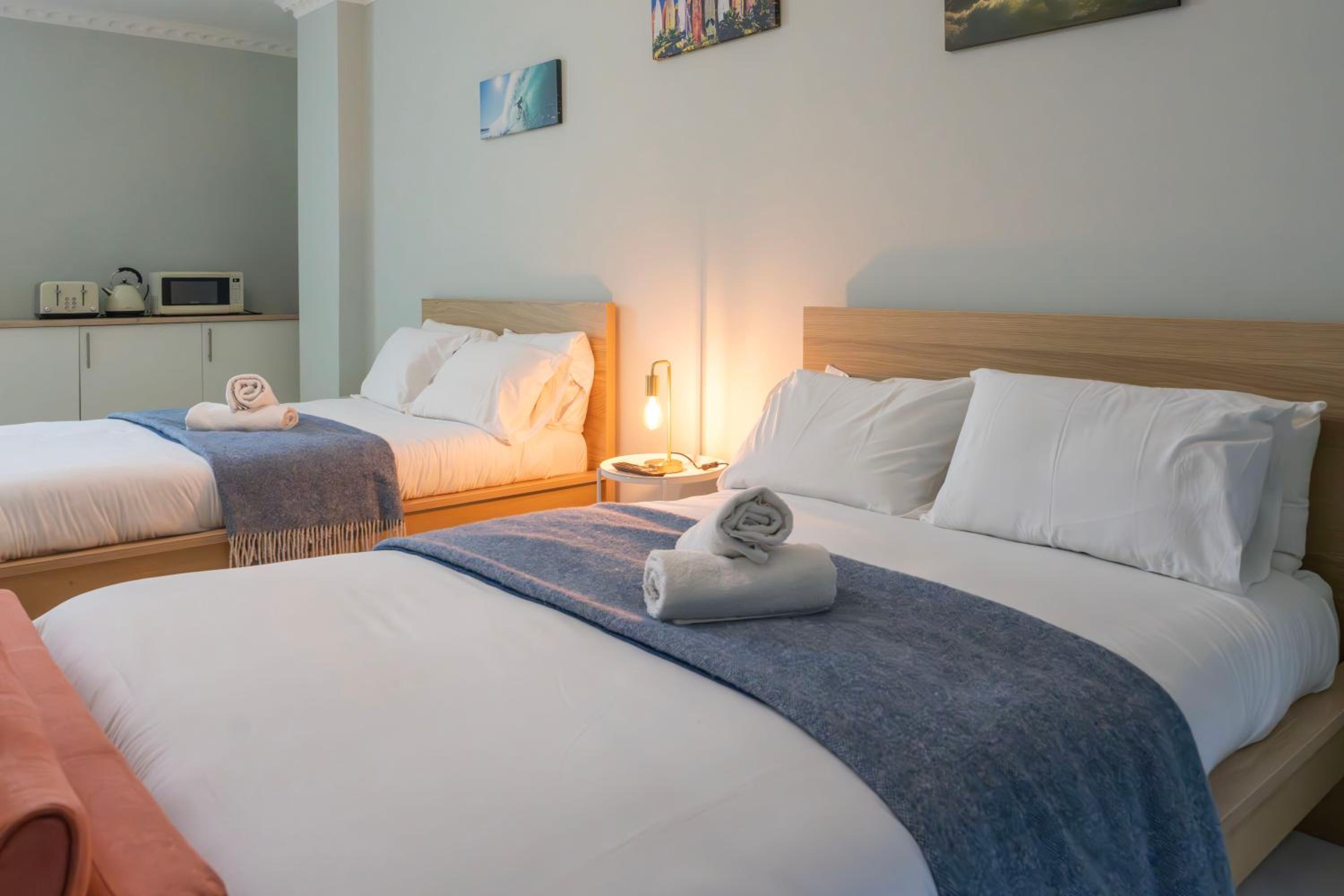 Finchley Road Studios & Apartments by PrimeCityHosts