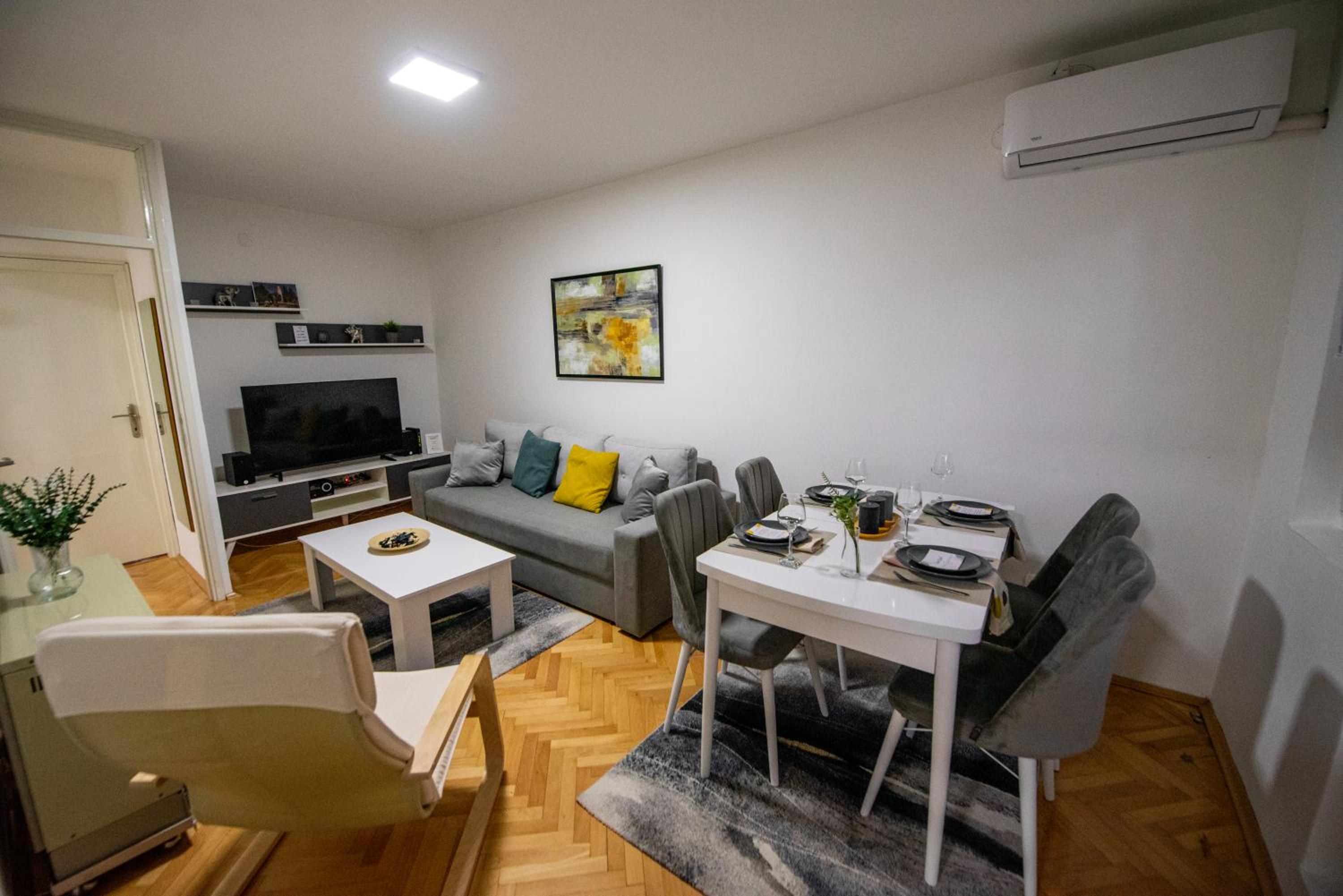 Solist Apartment