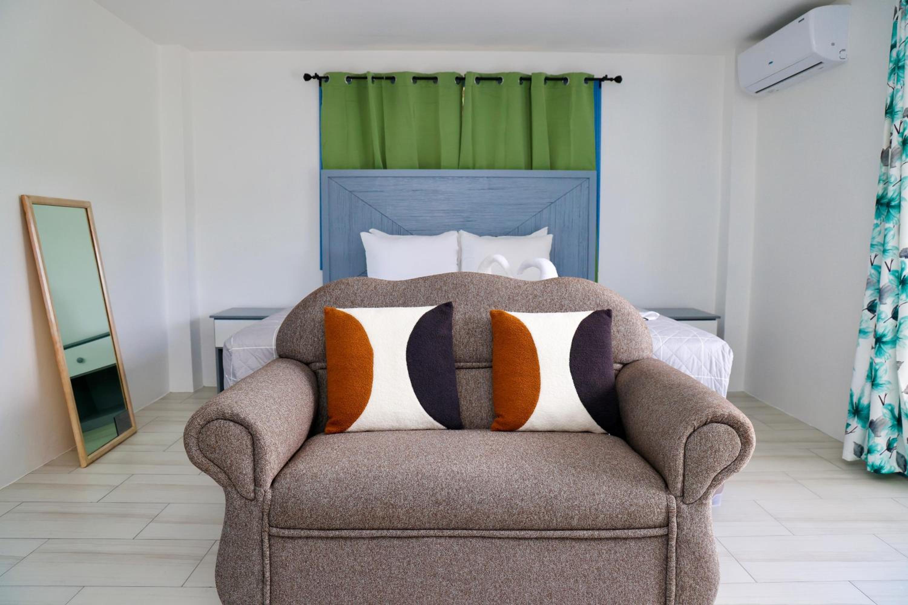 Sugarmon Villas view 4
