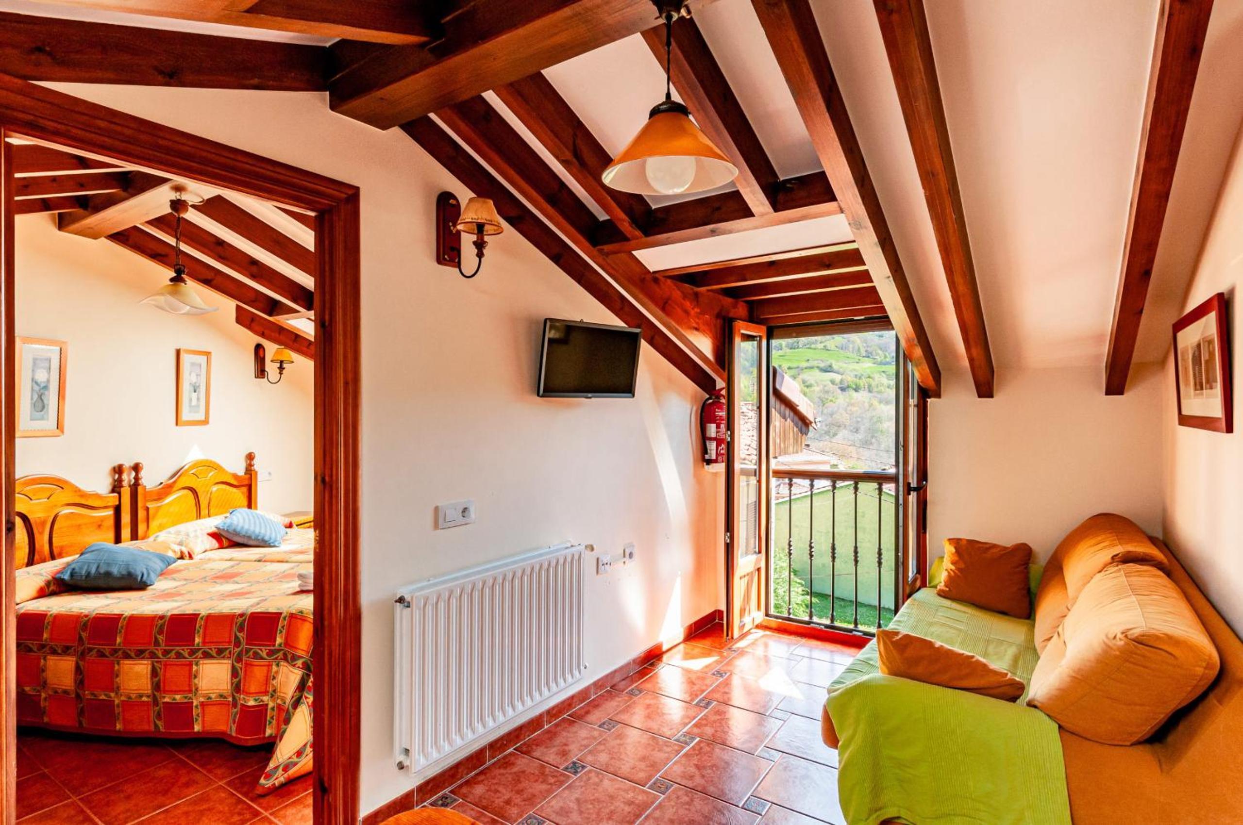 Apartamentos la Regoria