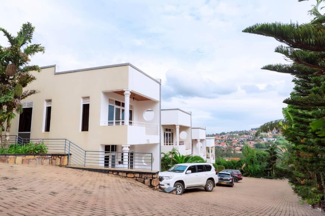 Simba Apartment GAJU