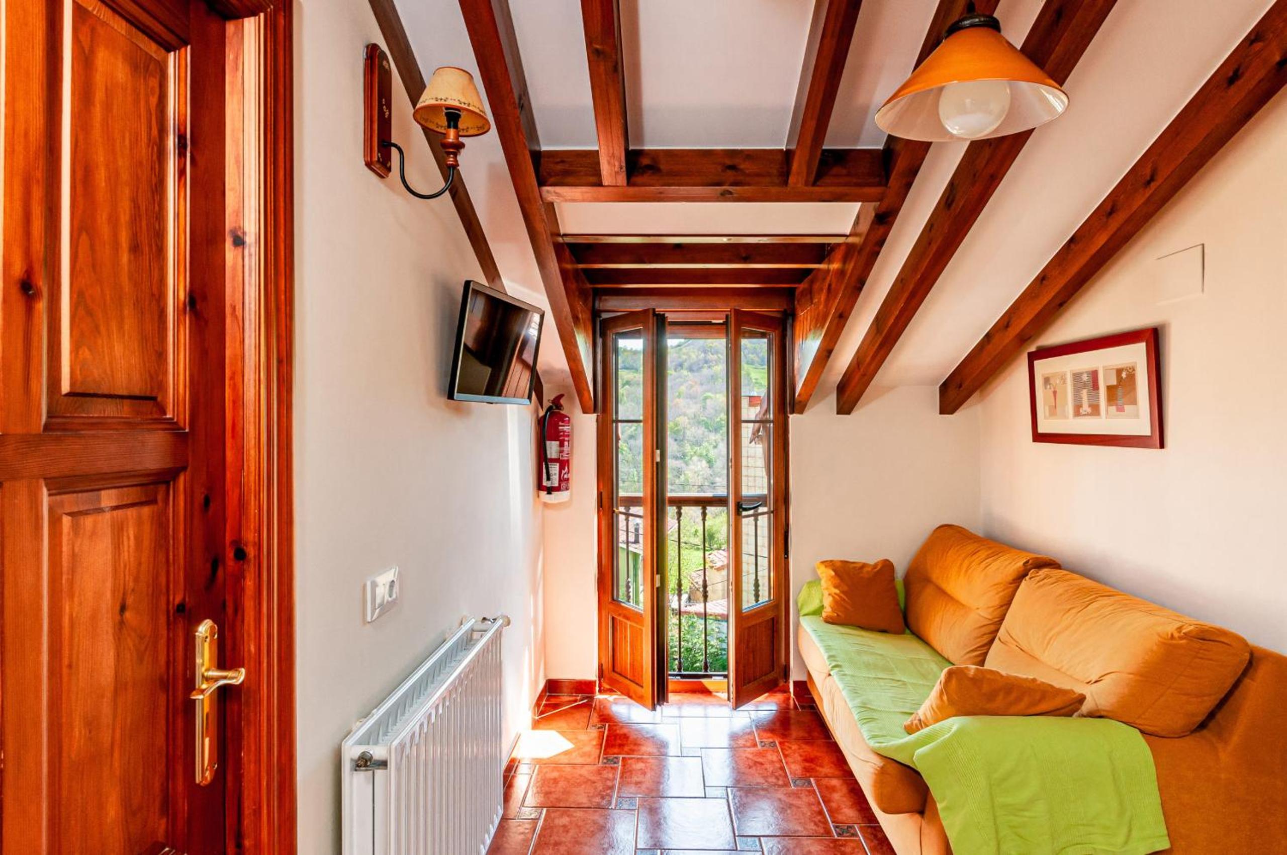 Apartamentos la Regoria