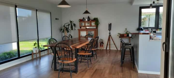 Casa en Barrio Privado con Pileta climatizada