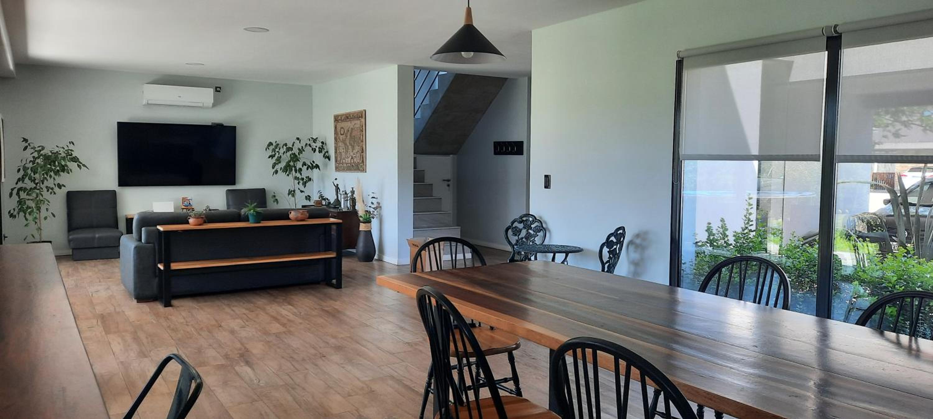 Casa en Barrio Privado con Pileta climatizada
