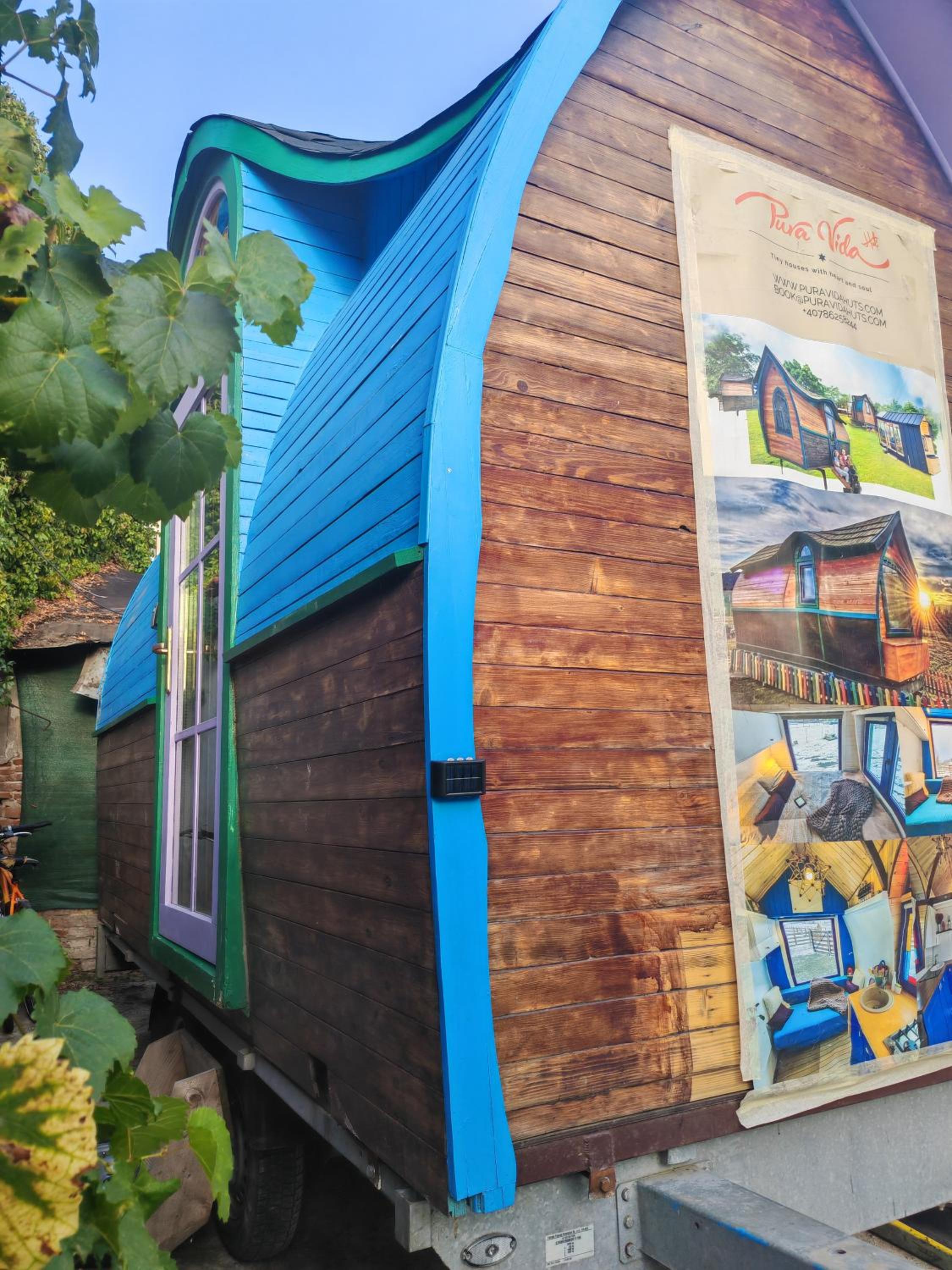 Pura Vida Downtown Tiny houses