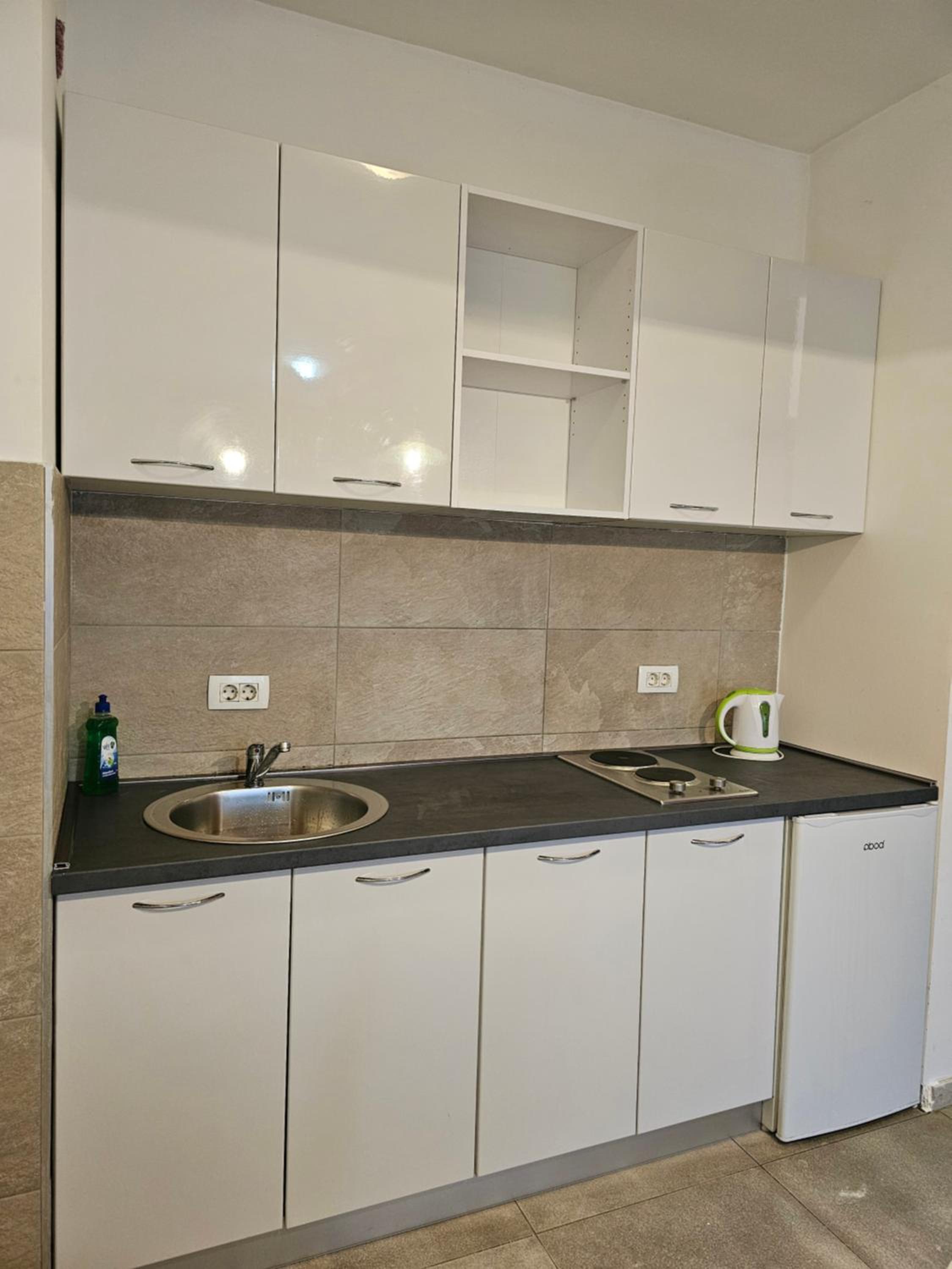 Naki apartmani