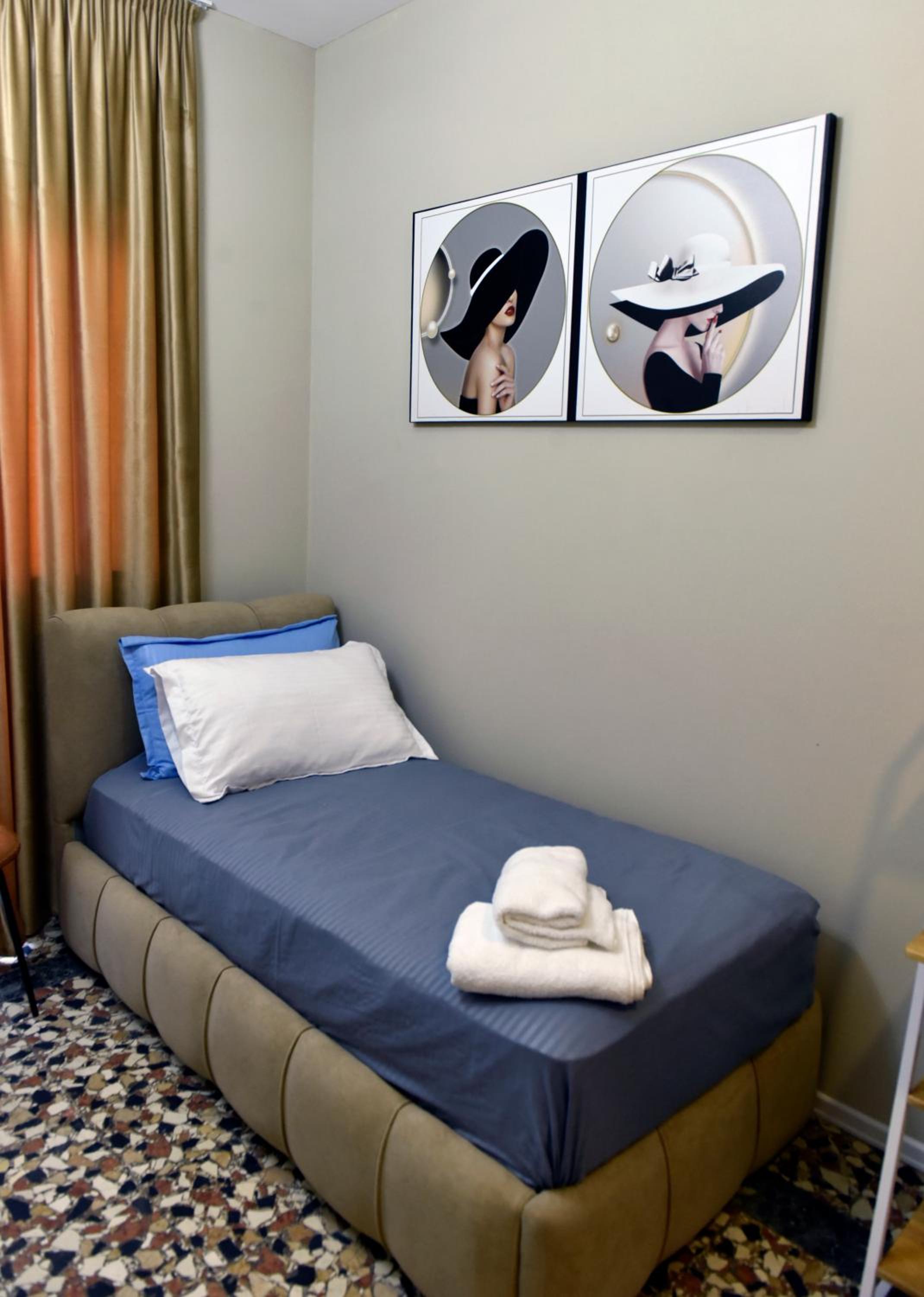 City Center Rooms and Apartments
