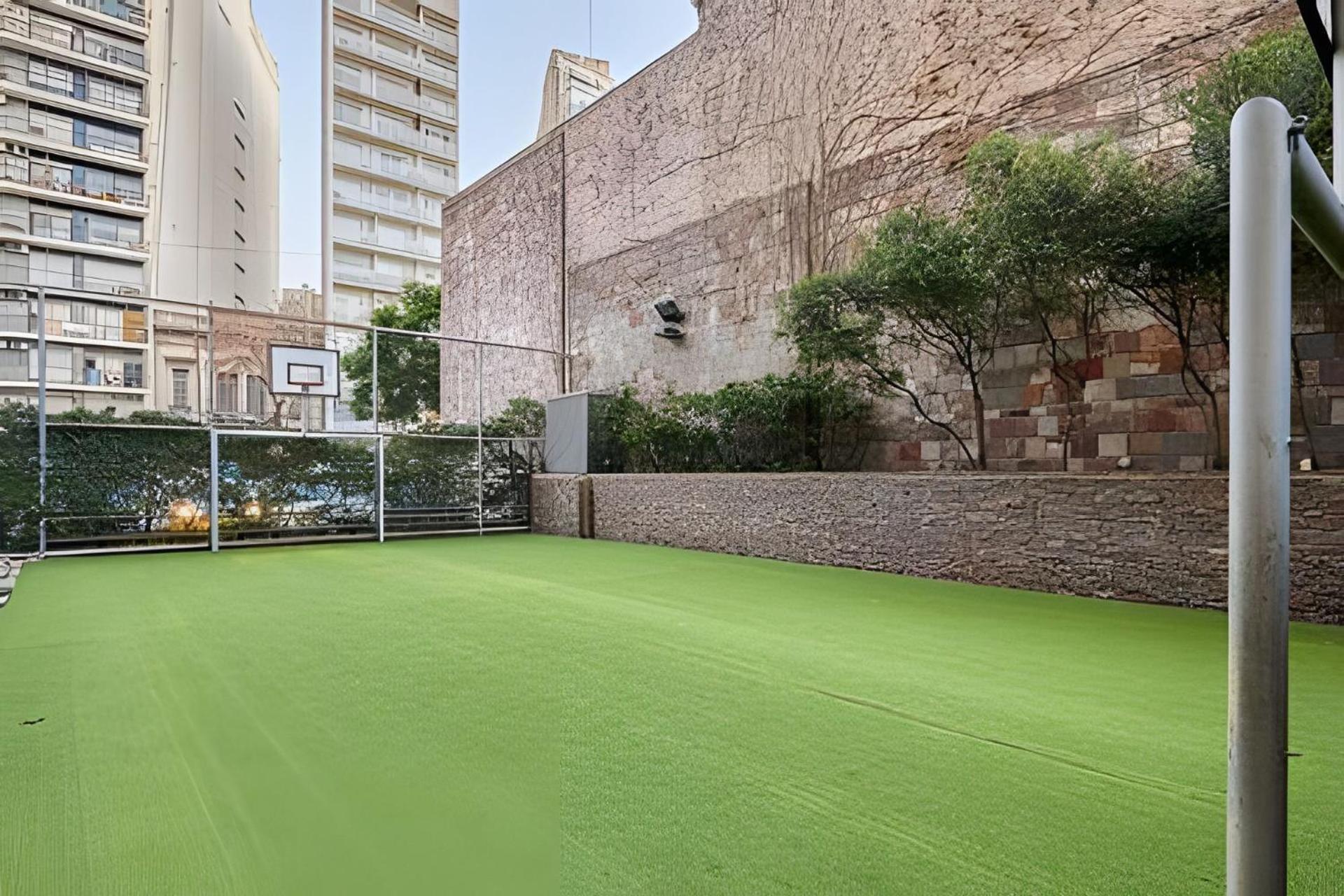 2 Suites Great Views, Pool, Gym in Best Location!
