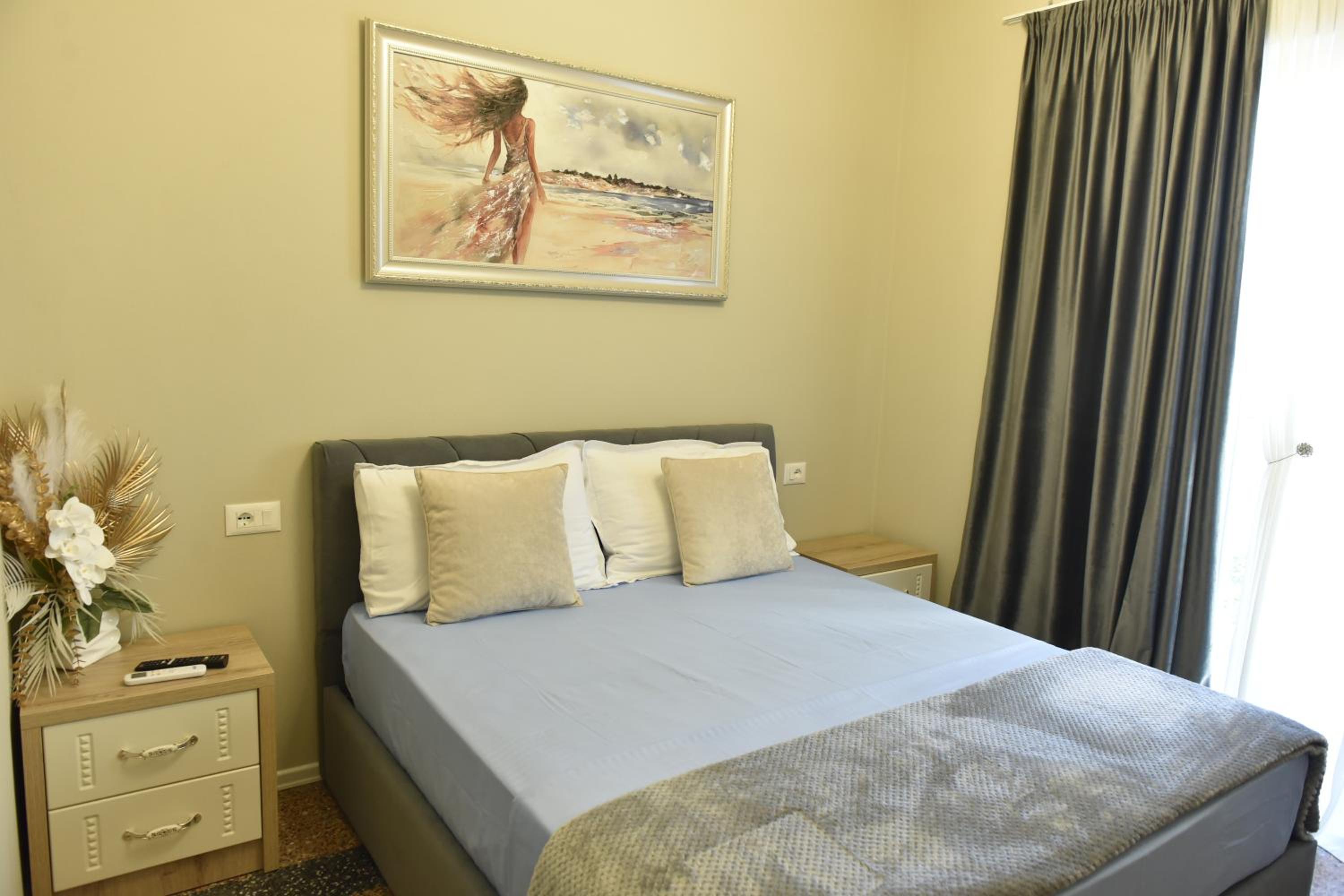 City Center Rooms and Apartments