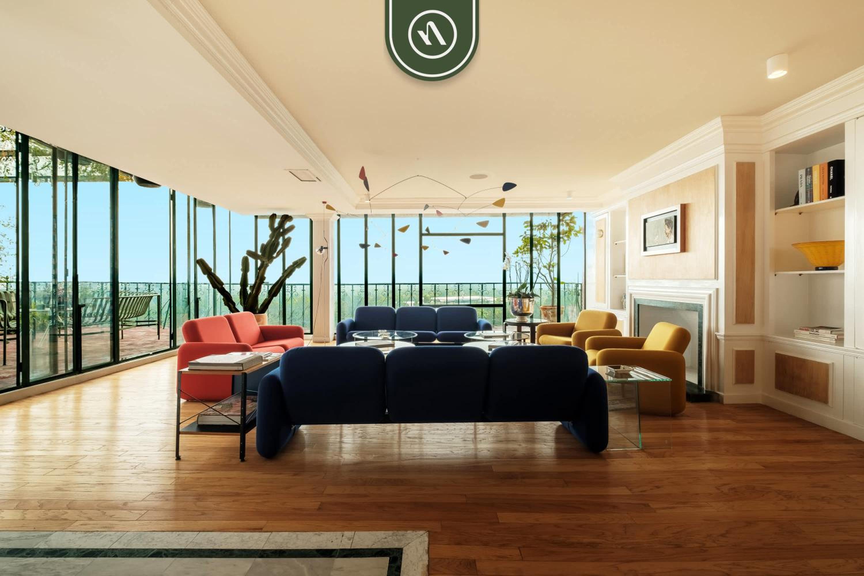 Amazing PH - Private Terrace Overlooking the City photo 3