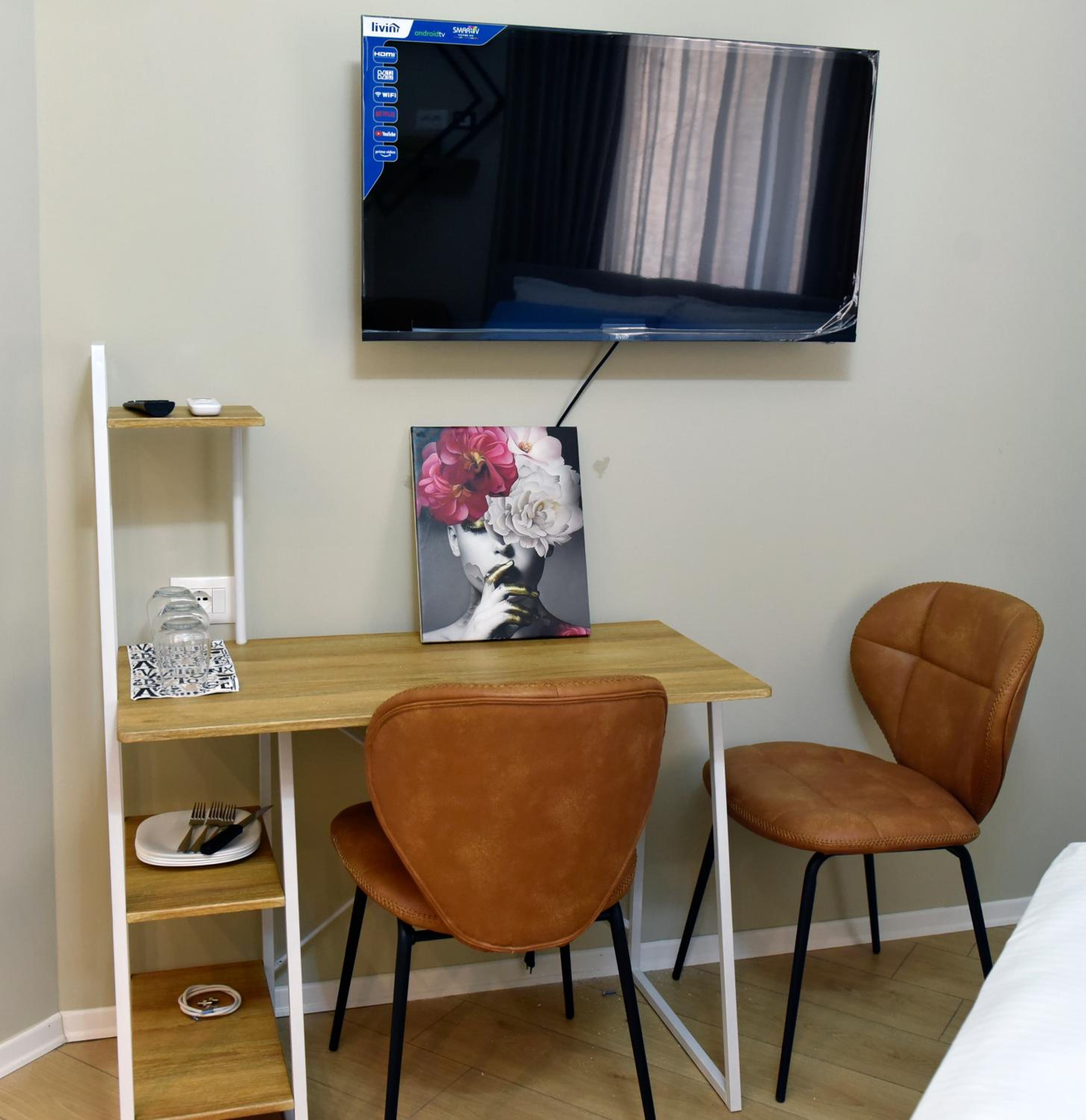 City Center Rooms and Apartments