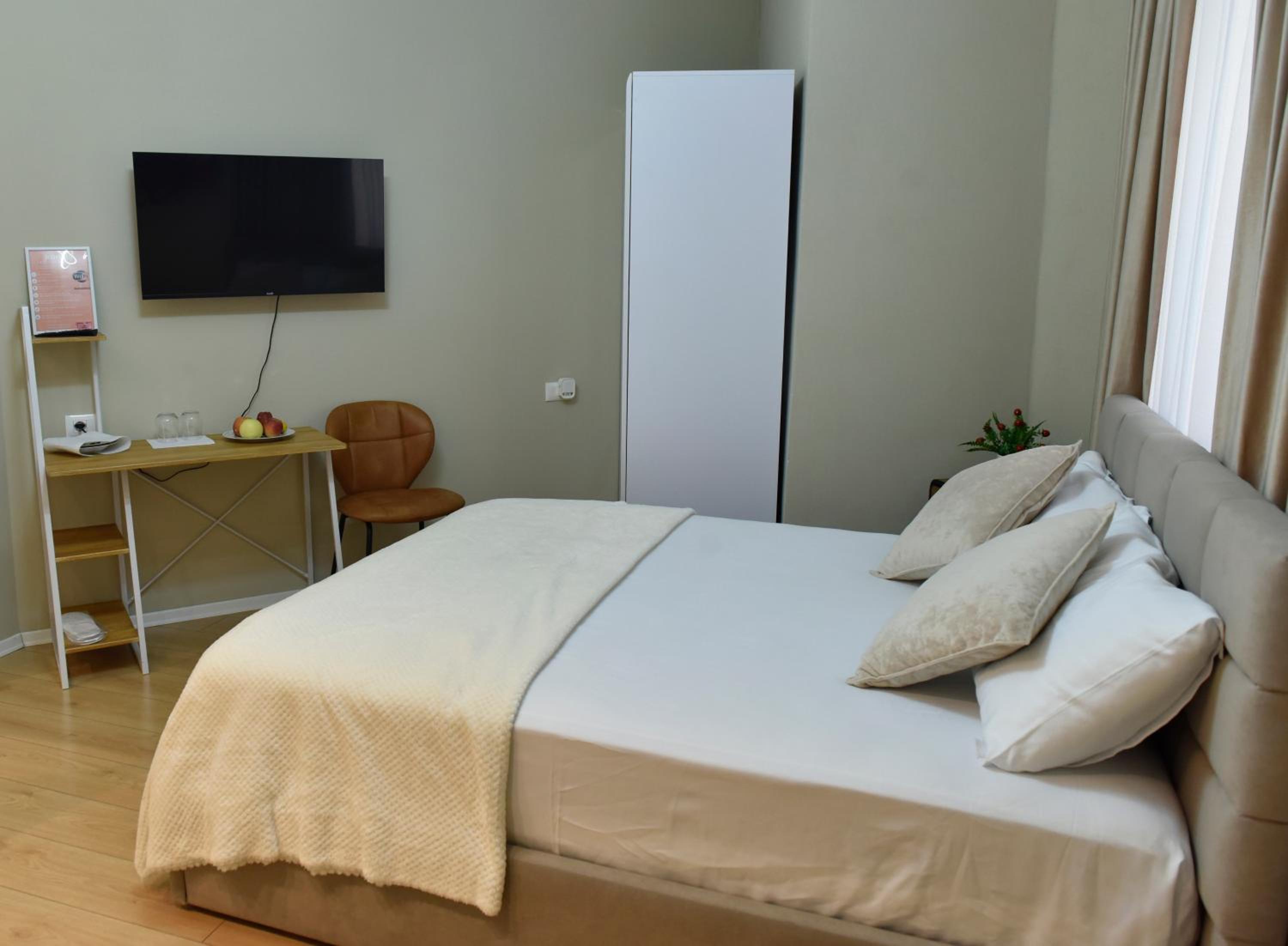City Center Rooms and Apartments