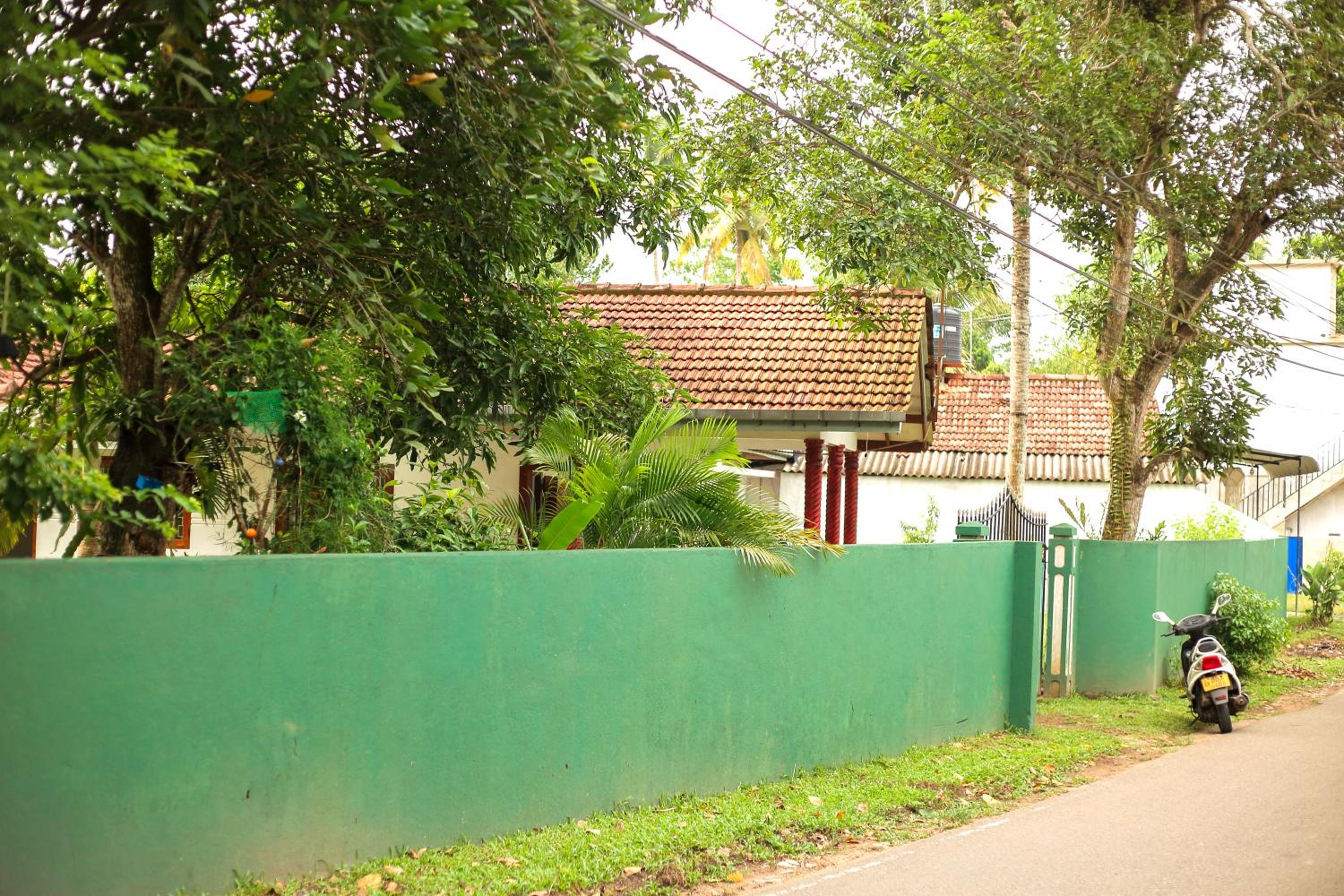 Sahas Villa Midigama