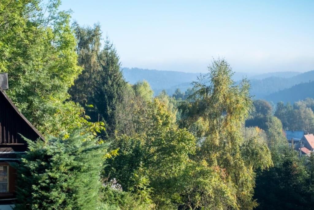 ENJOY COZY NEST View Hills Garden Forest Sauna Hottub