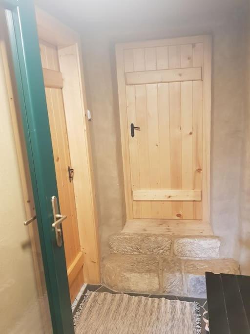 ENJOY COZY NEST View Hills Garden Forest Sauna Hottub