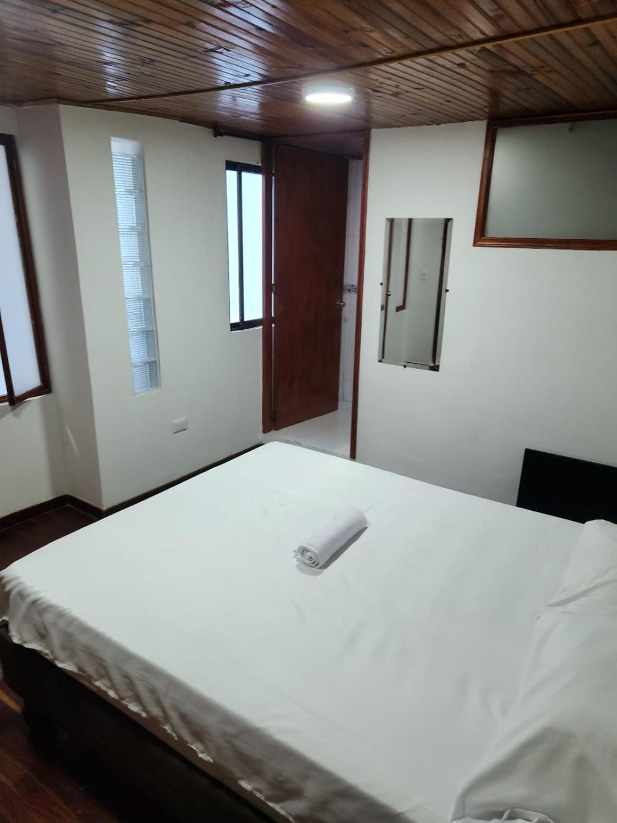 HOSTAL S Y S CANEY