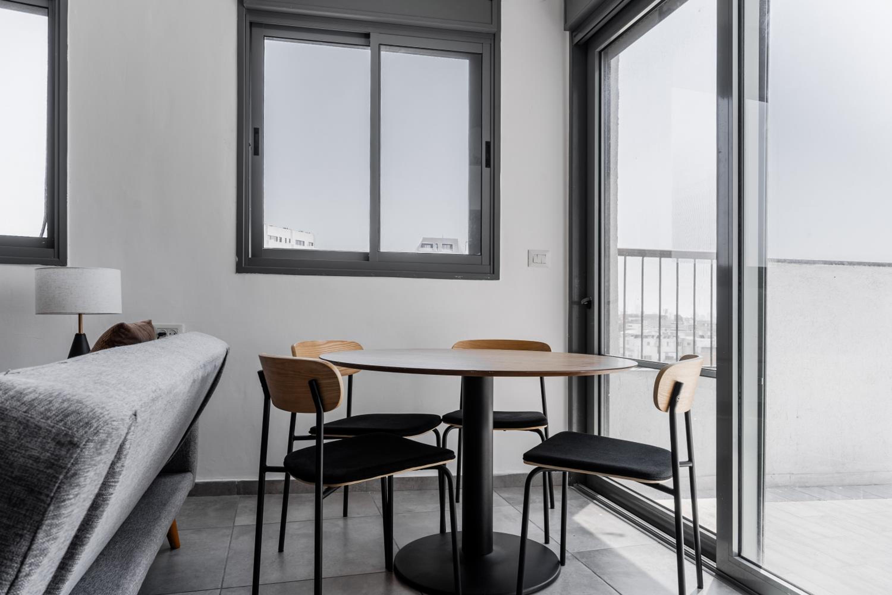 Blueground Florentine, City view